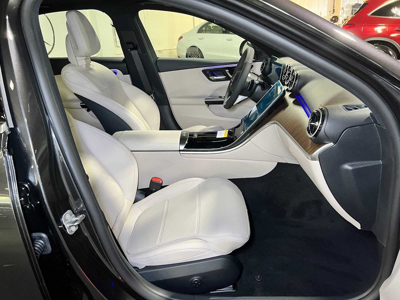 2025 Mercedes-Benz C 300 4MATIC® Sedan