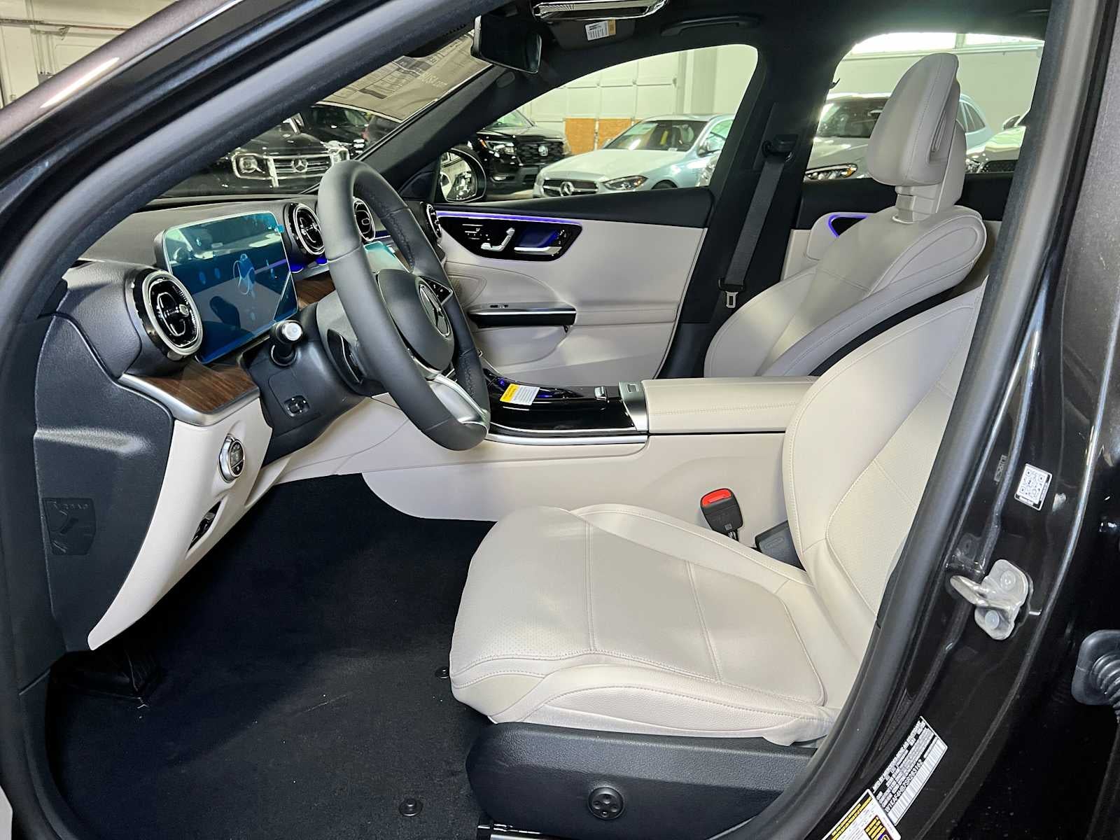 2025 Mercedes-Benz C 300 4MATIC® Sedan