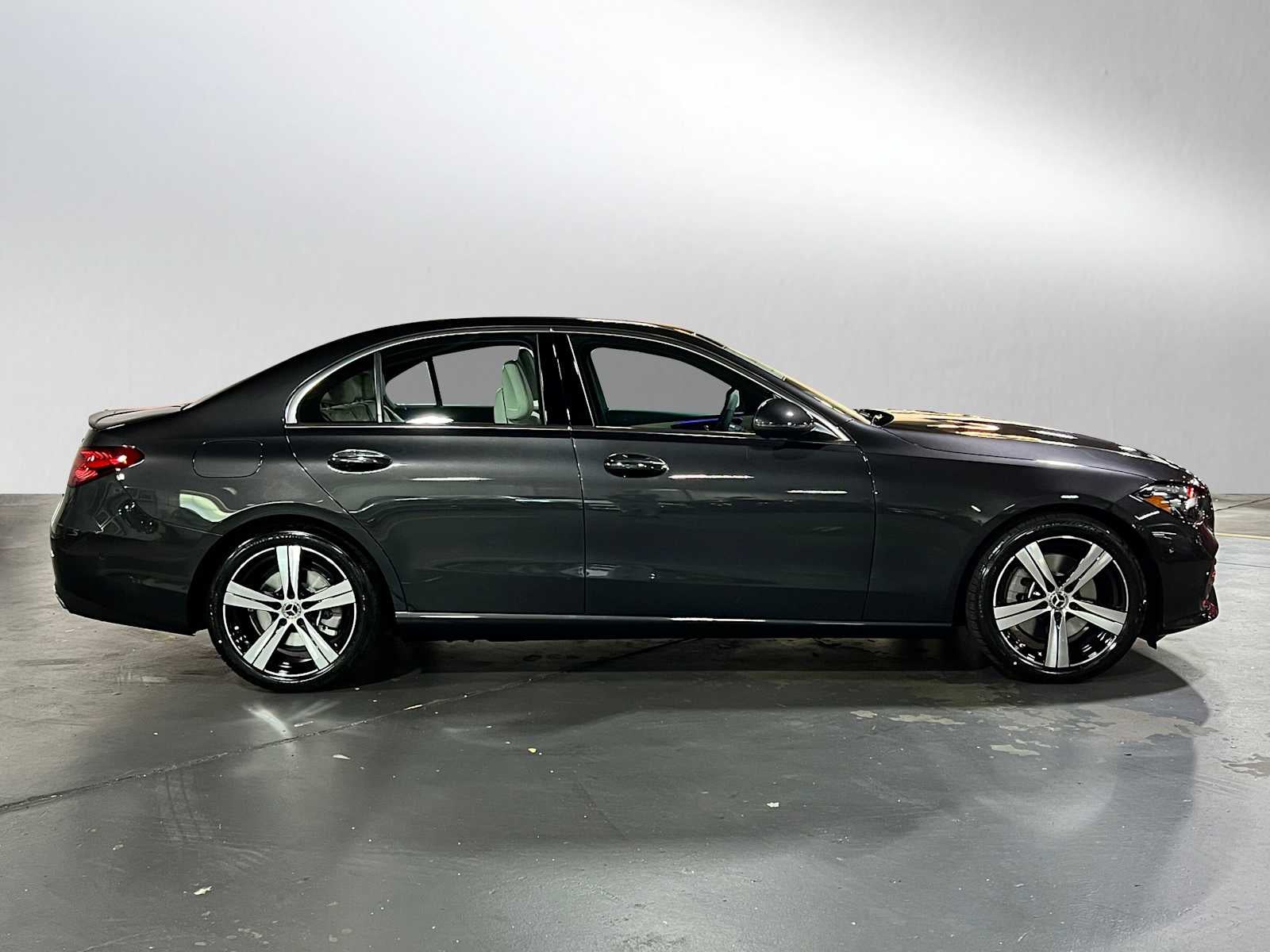 2025 Mercedes-Benz C 300 4MATIC® Sedan