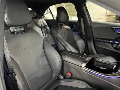 2025 Mercedes-Benz C 300 4MATIC® Sedan