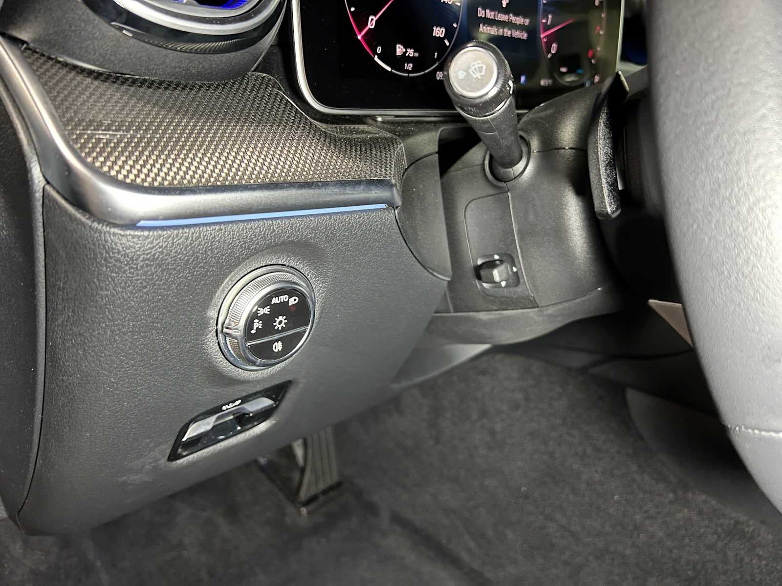 2025 Mercedes-Benz C 300 4MATIC® Sedan