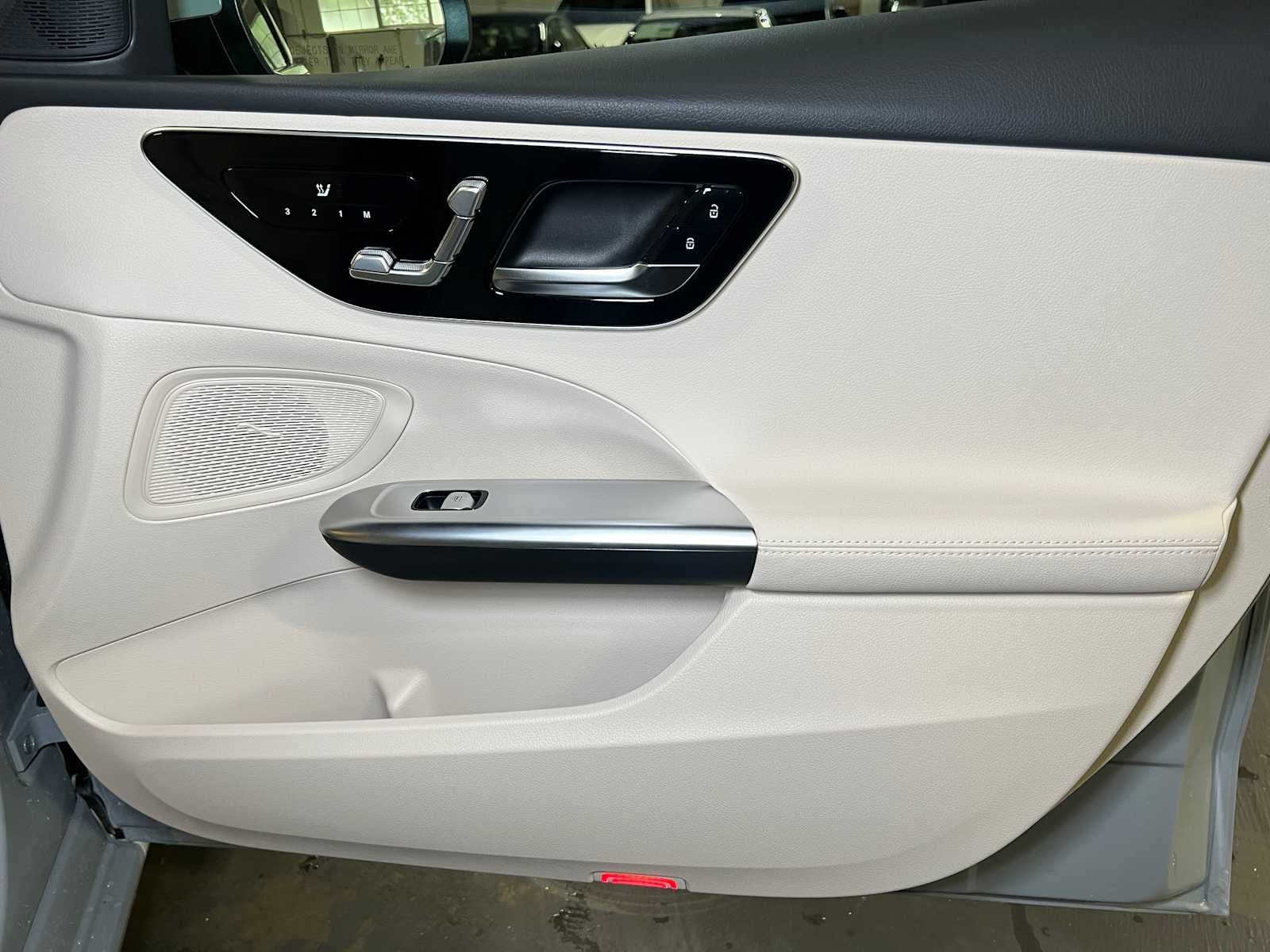 2025 Mercedes-Benz C 300 4MATIC® Sedan