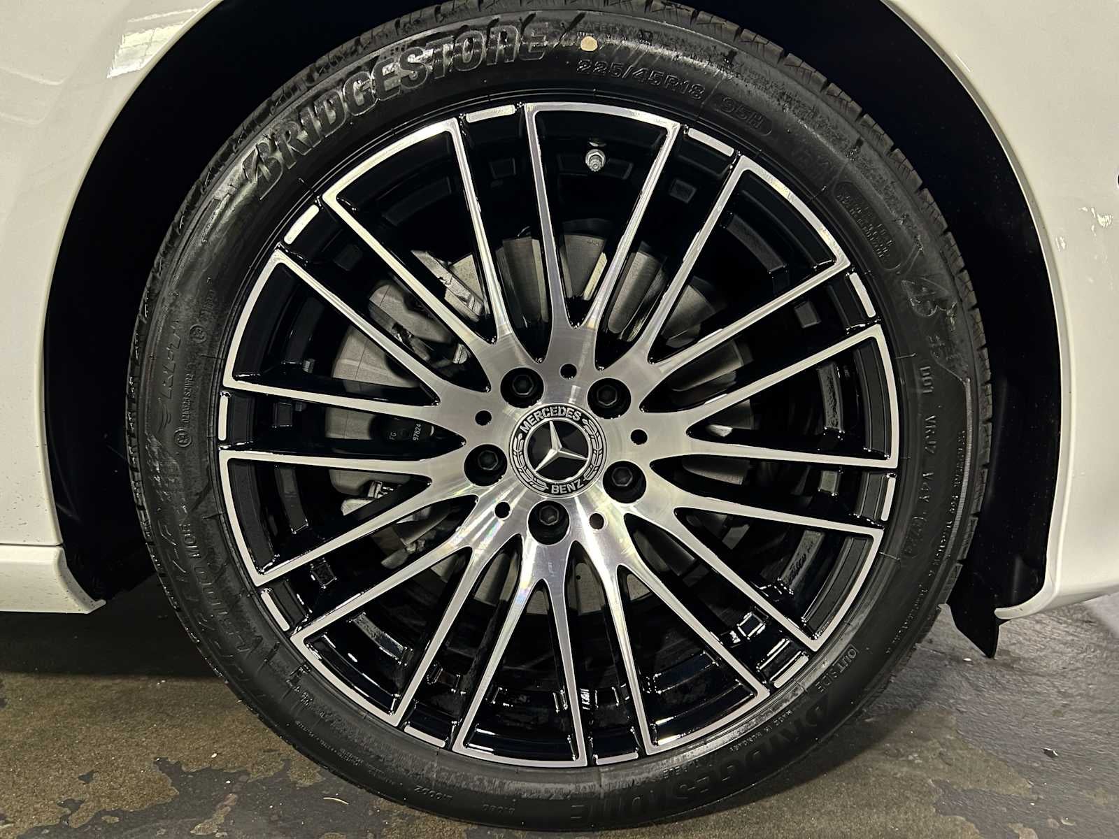 2025 Mercedes-Benz C 300 4MATIC® Sedan