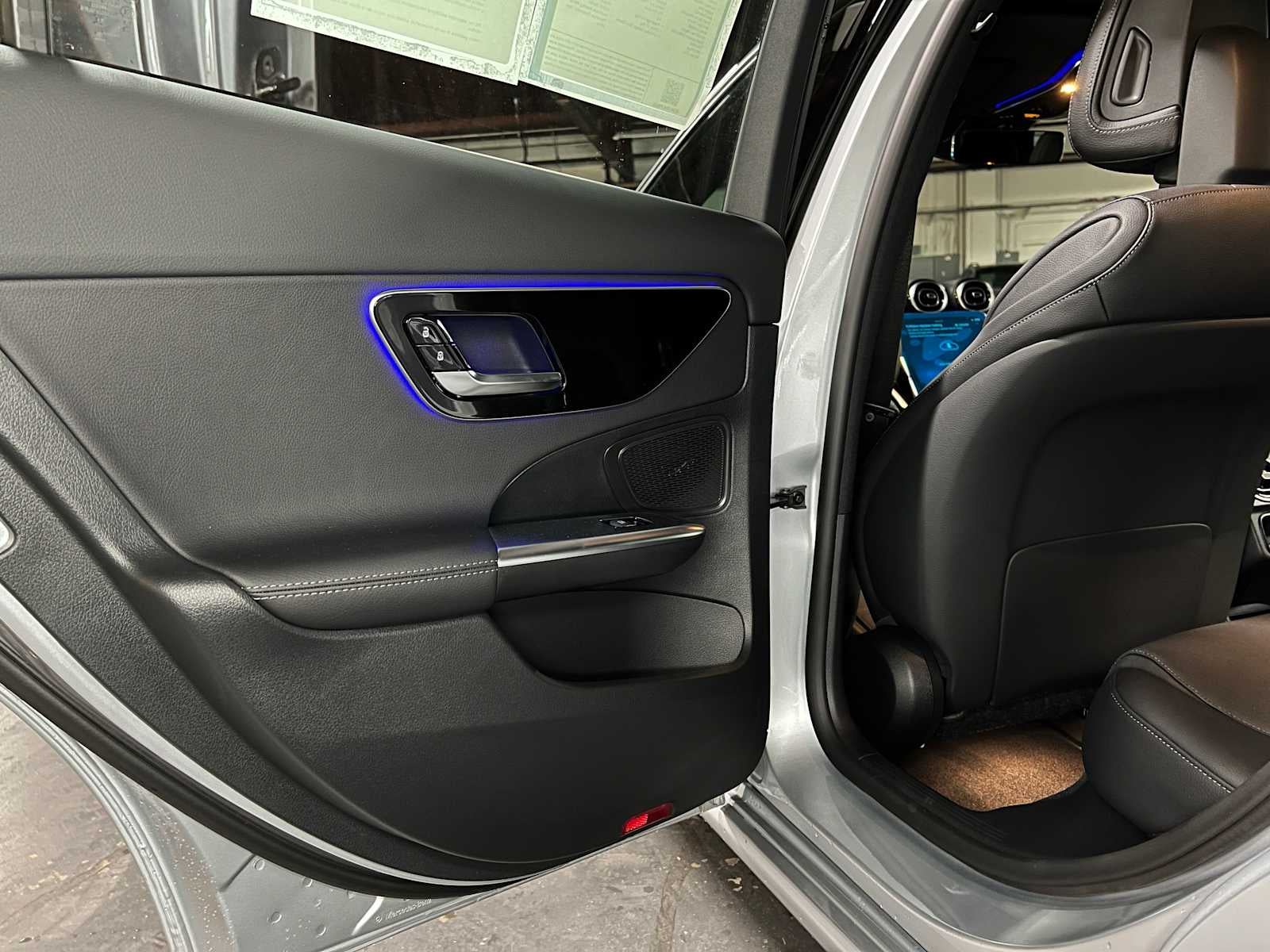 2025 Mercedes-Benz C 300 4MATIC® Sedan