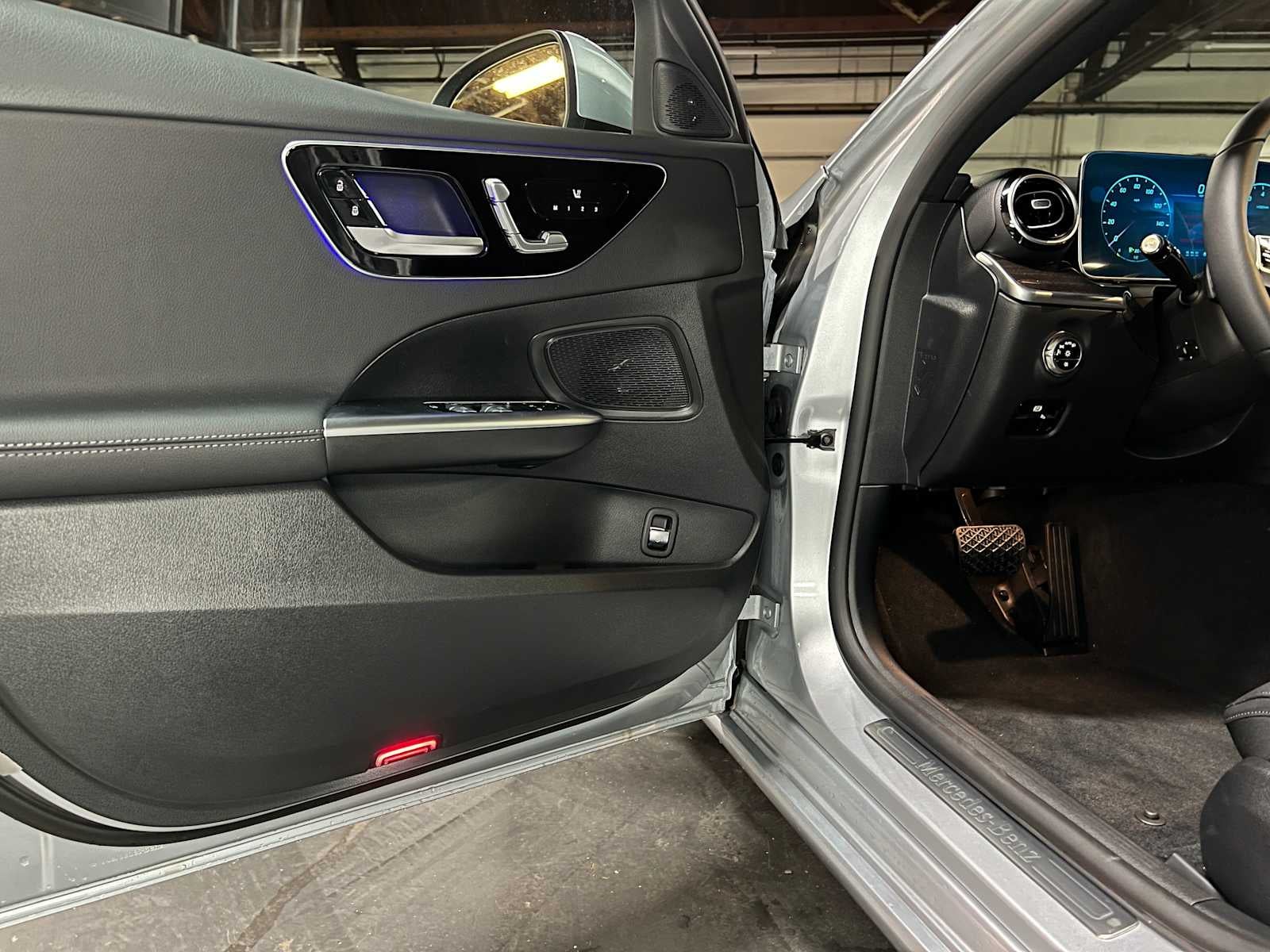 2025 Mercedes-Benz C 300 4MATIC® Sedan