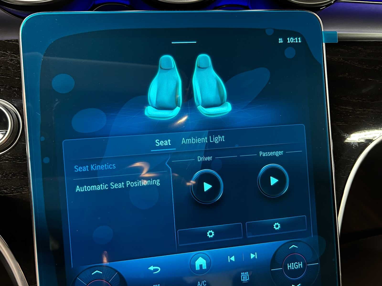 2025 Mercedes-Benz C 300 4MATIC® Sedan