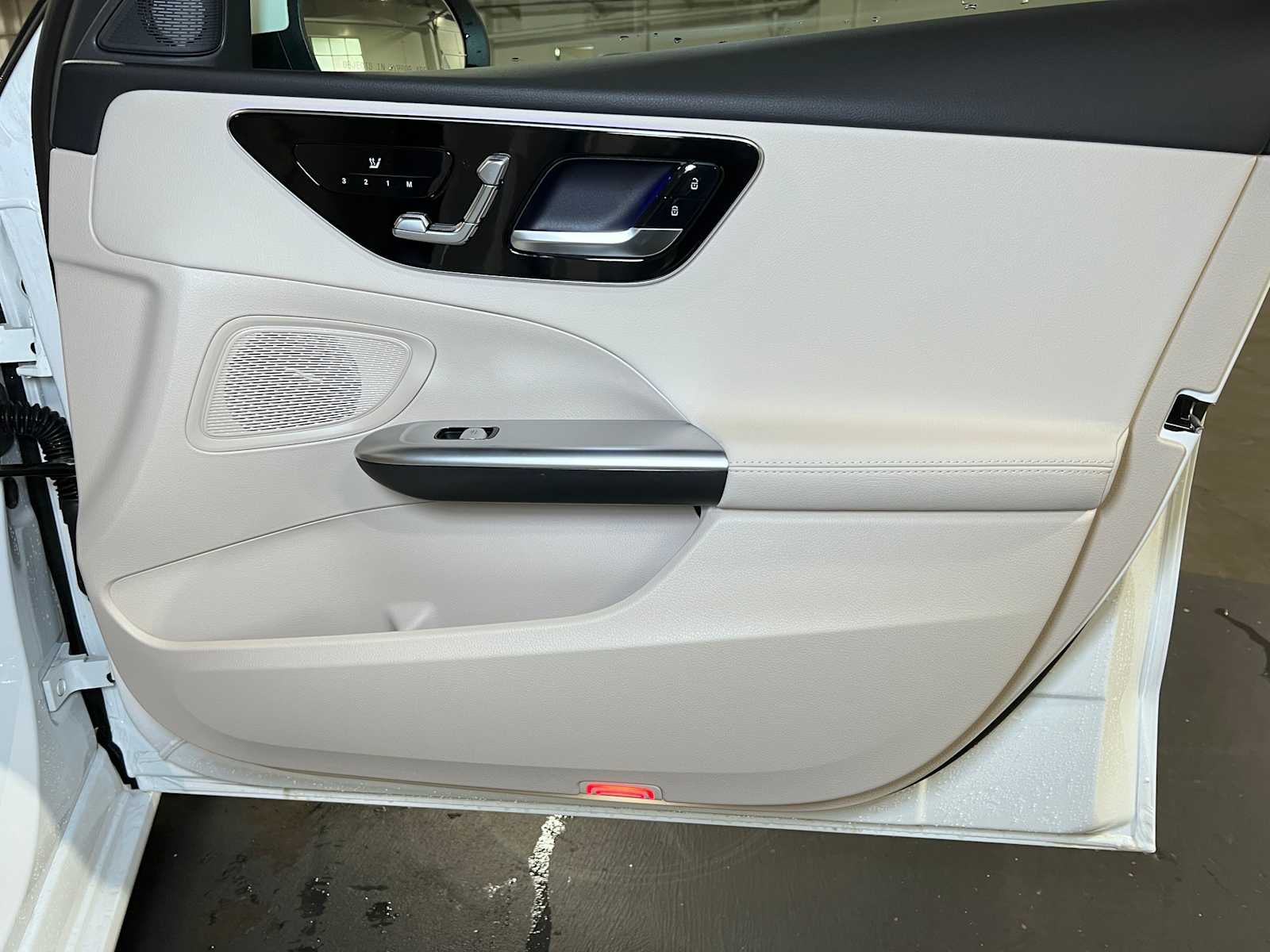 2025 Mercedes-Benz C 300 4MATIC® Sedan