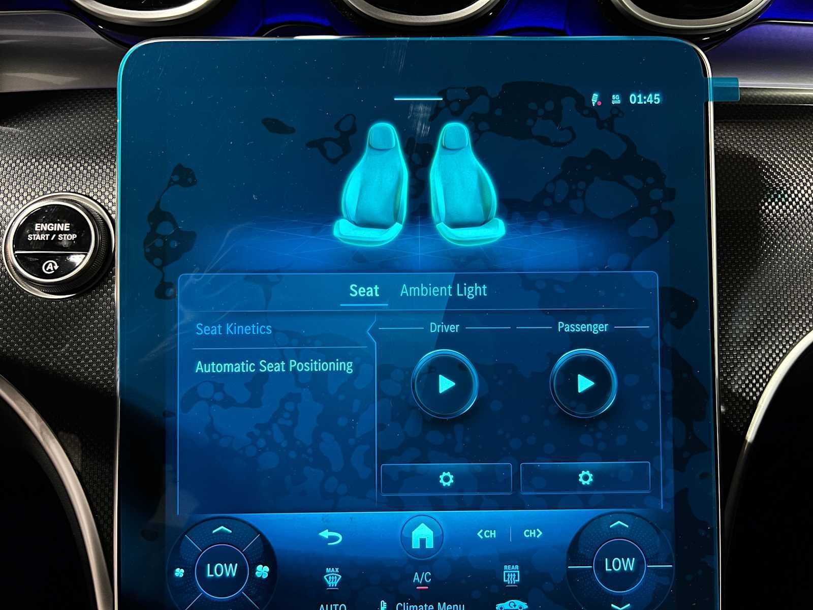 2025 Mercedes-Benz C 300 4MATIC® Sedan