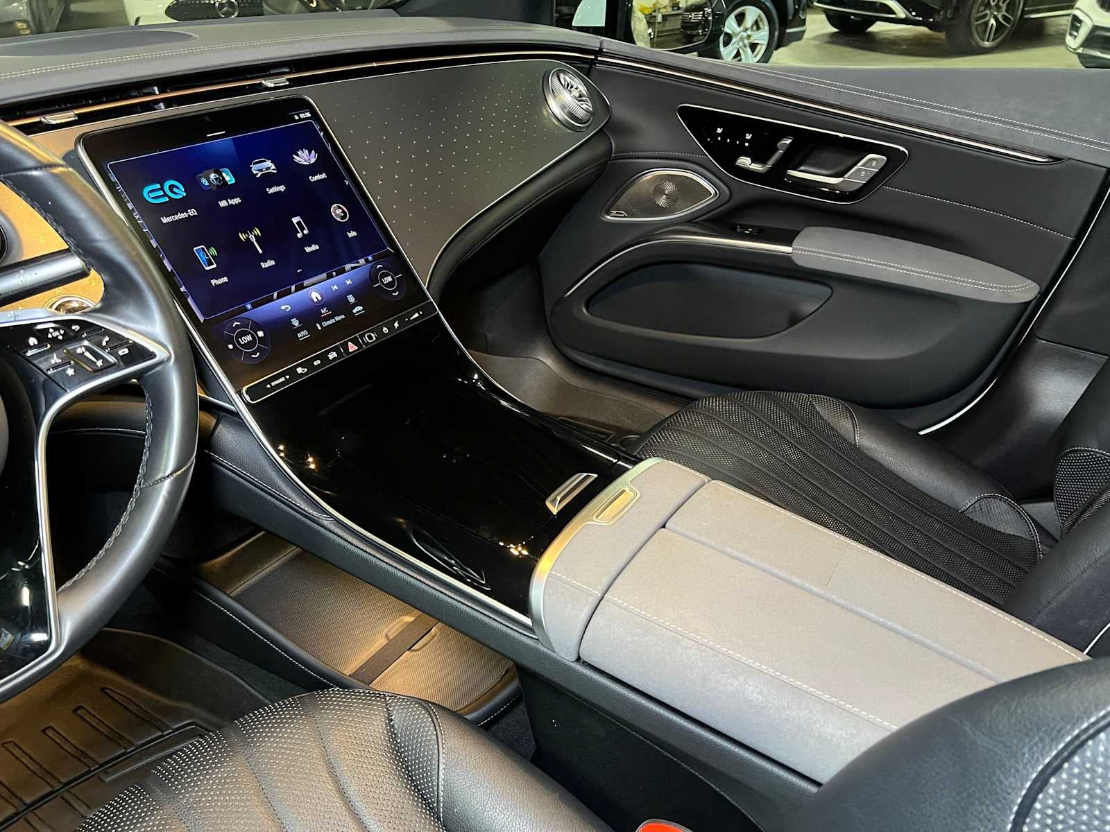 2022 Mercedes-Benz EQS 450+ Sedan