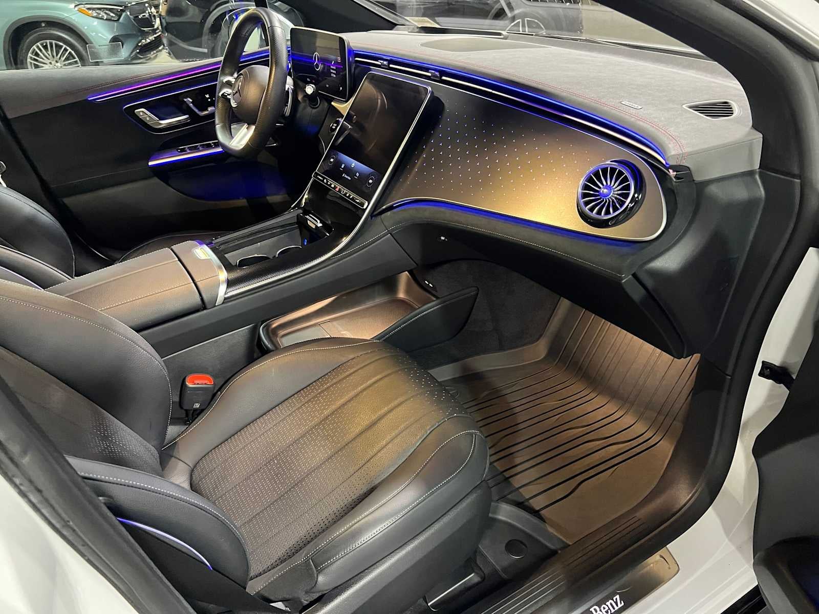 2023 Mercedes-Benz EQE 350 4MATIC®+ Sedan