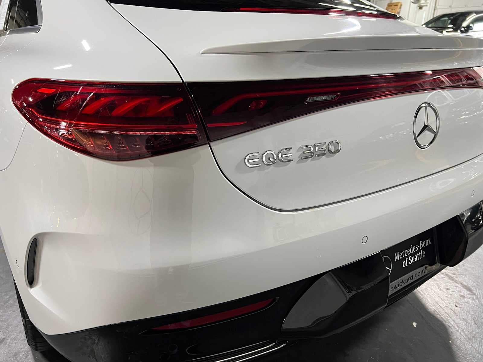2023 Mercedes-Benz EQE 350 4MATIC®+ Sedan
