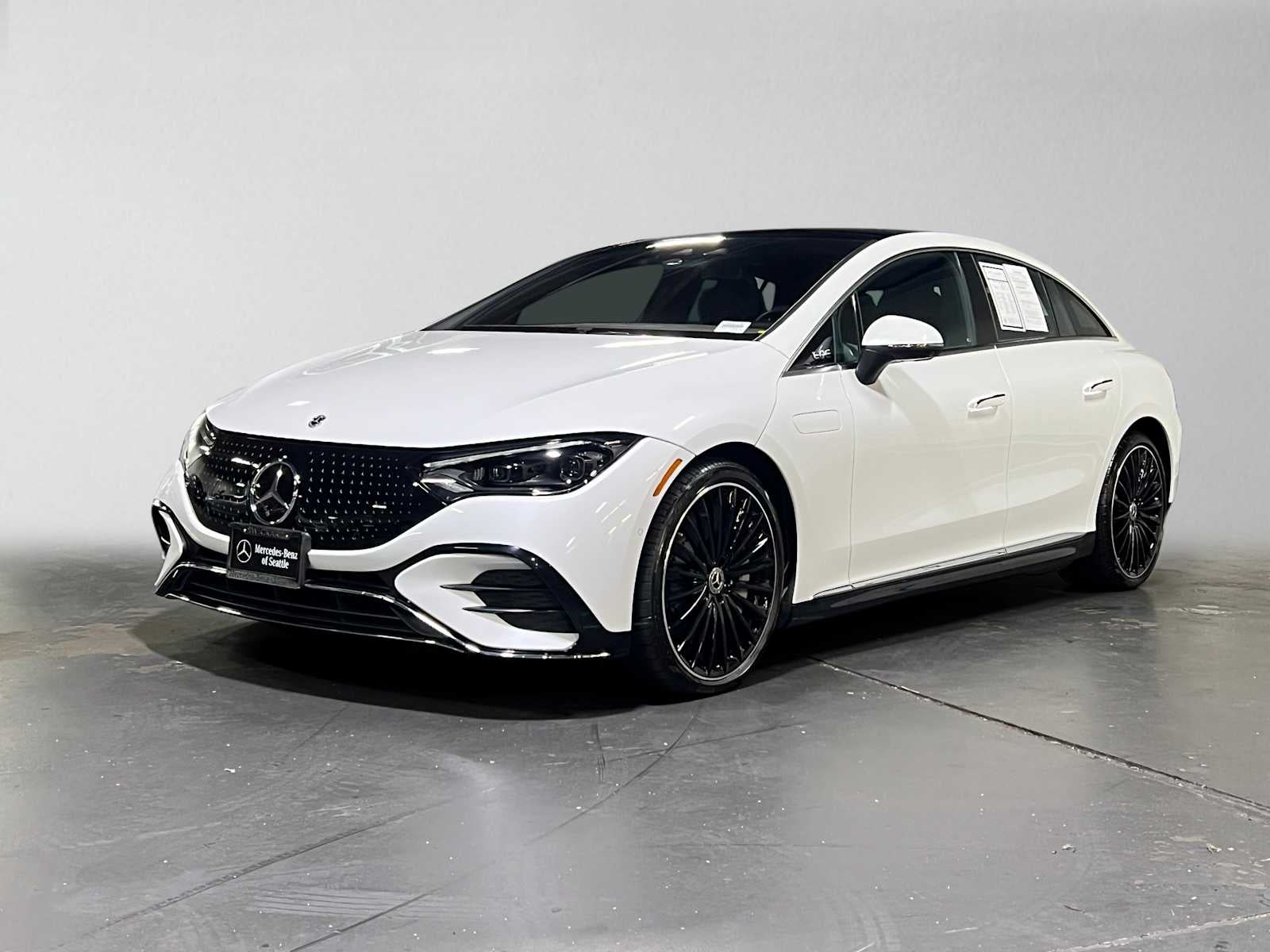2023 Mercedes-Benz EQE 350 4MATIC®+ Sedan
