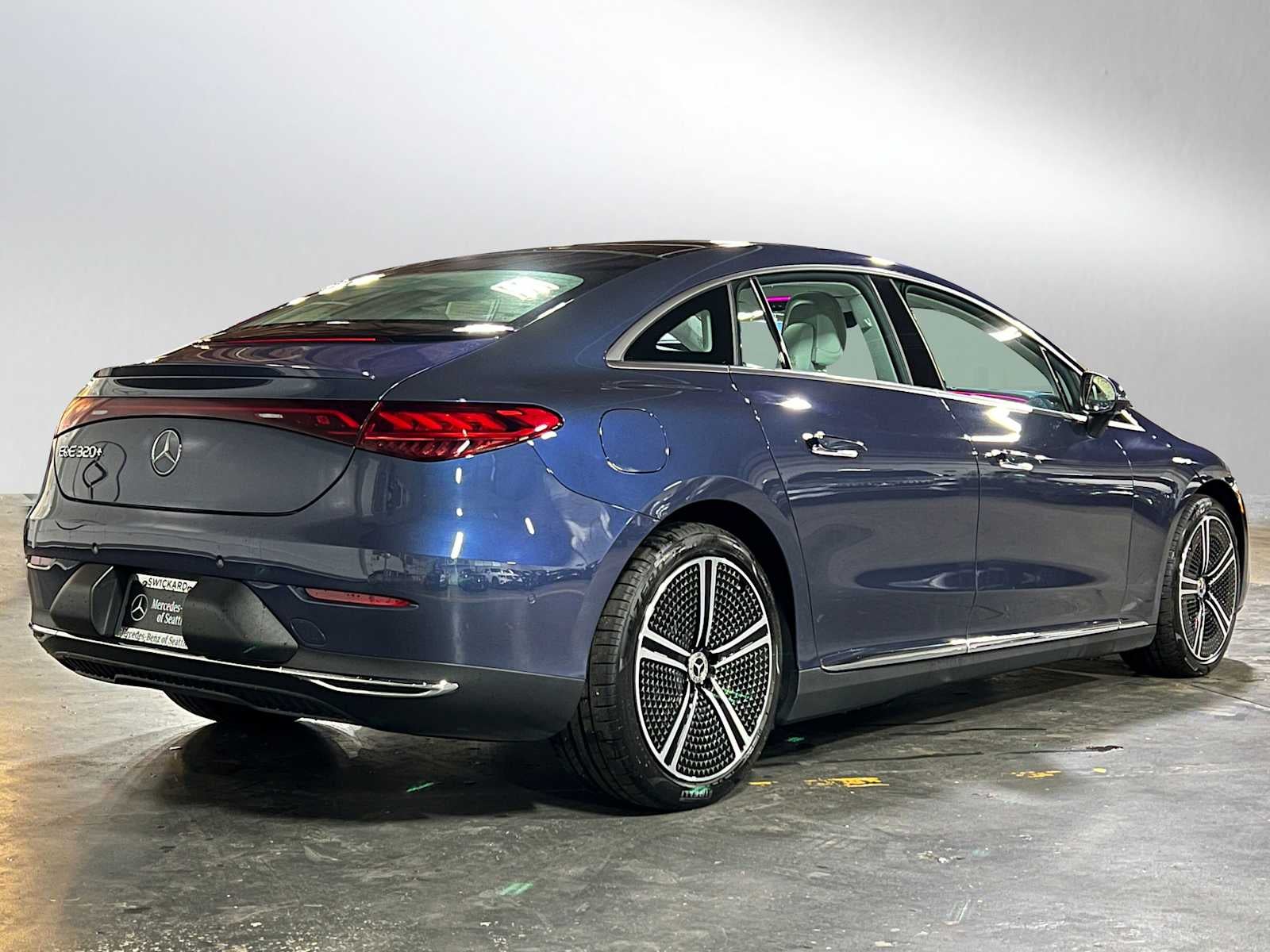 2026 Mercedes-Benz EQE 320+ Sedan