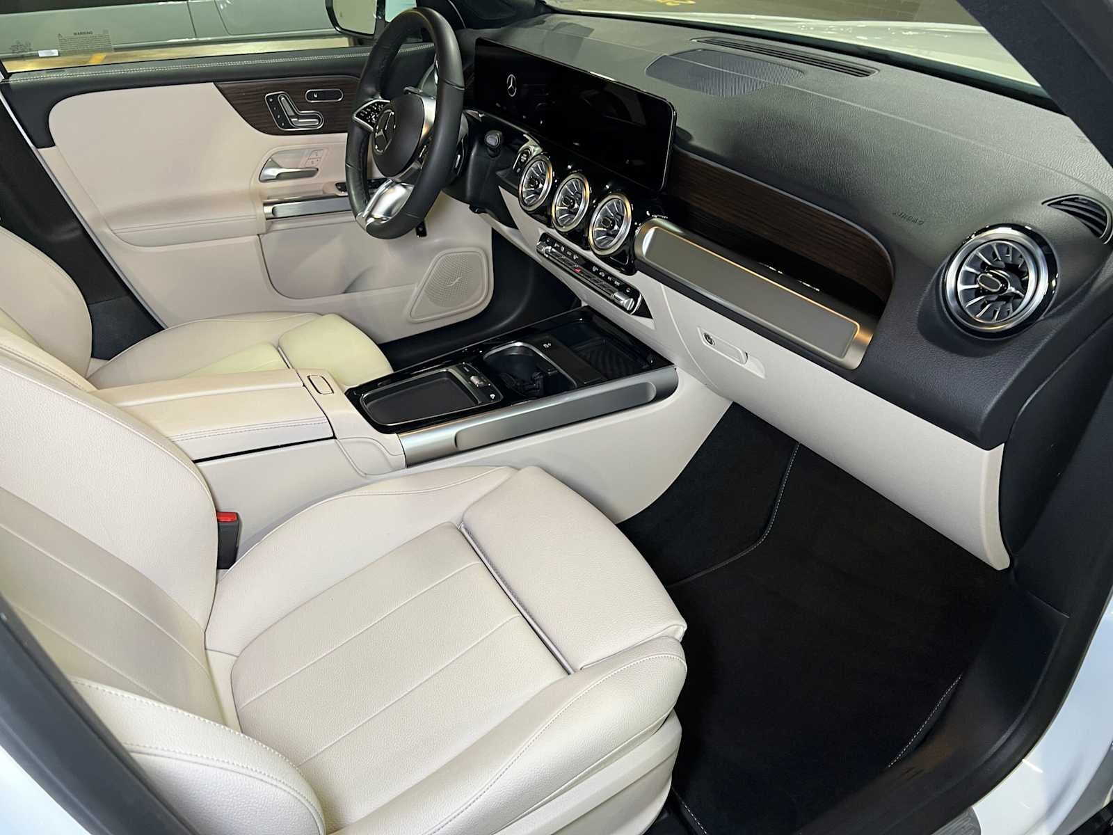 2026 Mercedes-Benz GLB 250 4MATIC® SUV