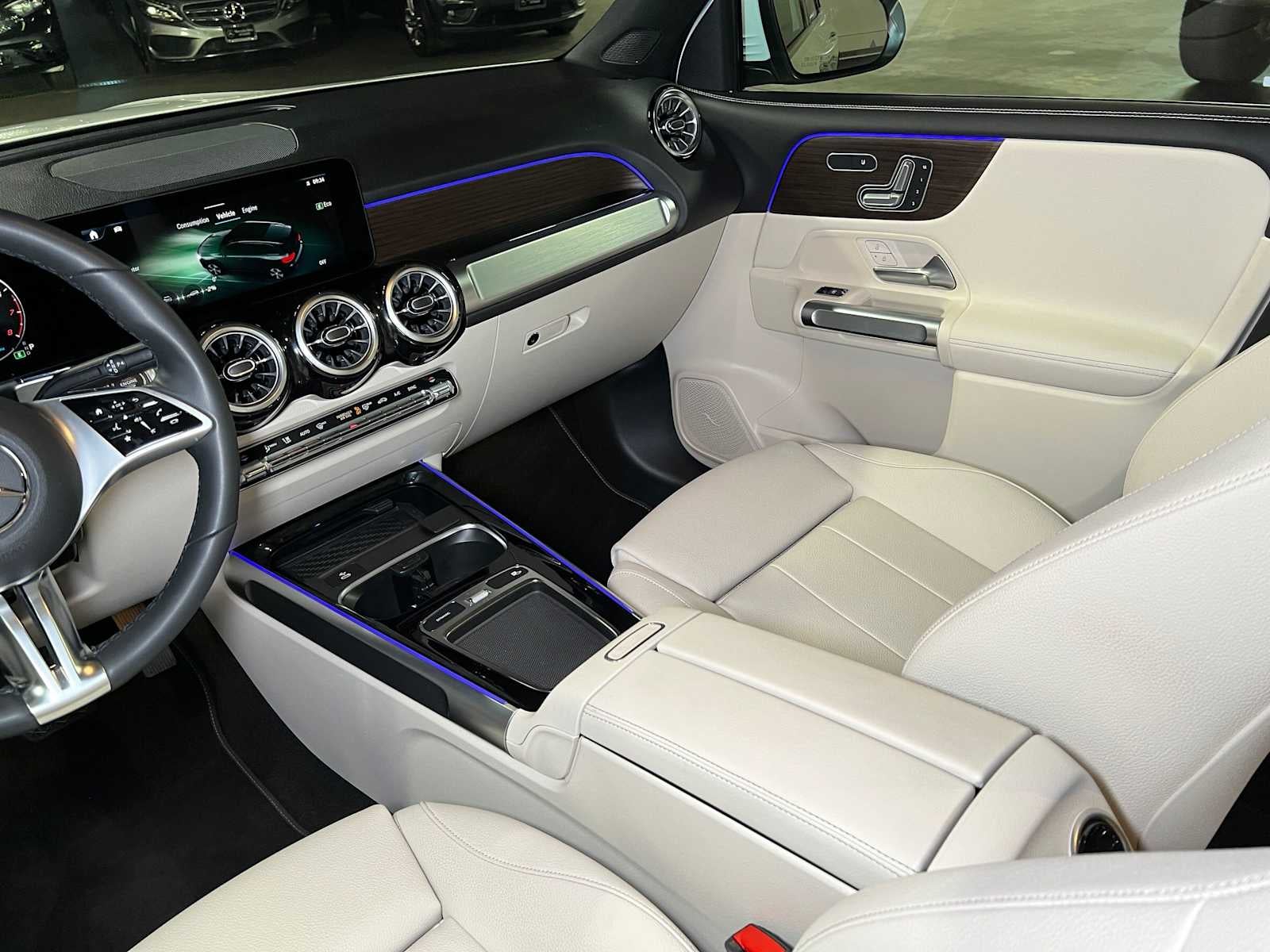2026 Mercedes-Benz GLB 250 4MATIC® SUV