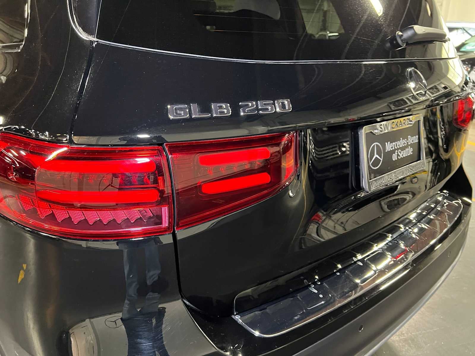 2026 Mercedes-Benz GLB 250 4MATIC® SUV