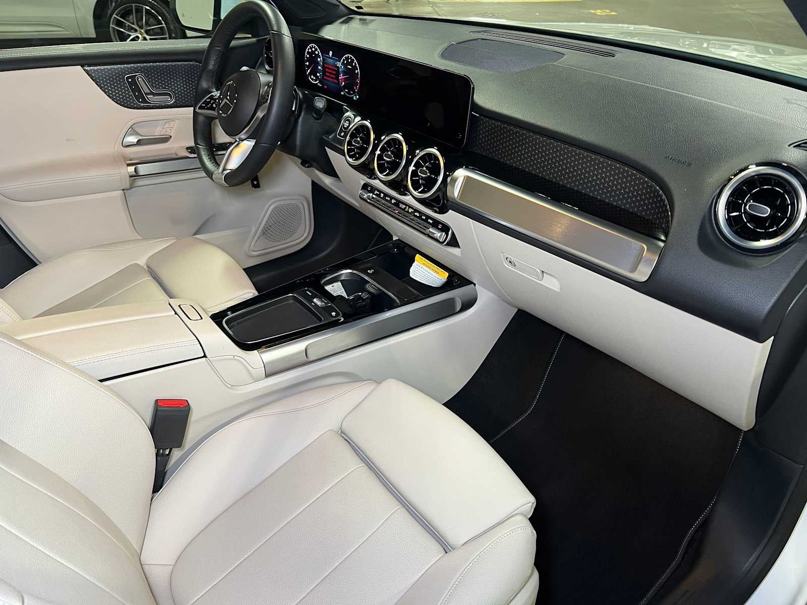 2025 Mercedes-Benz GLB GLB 250