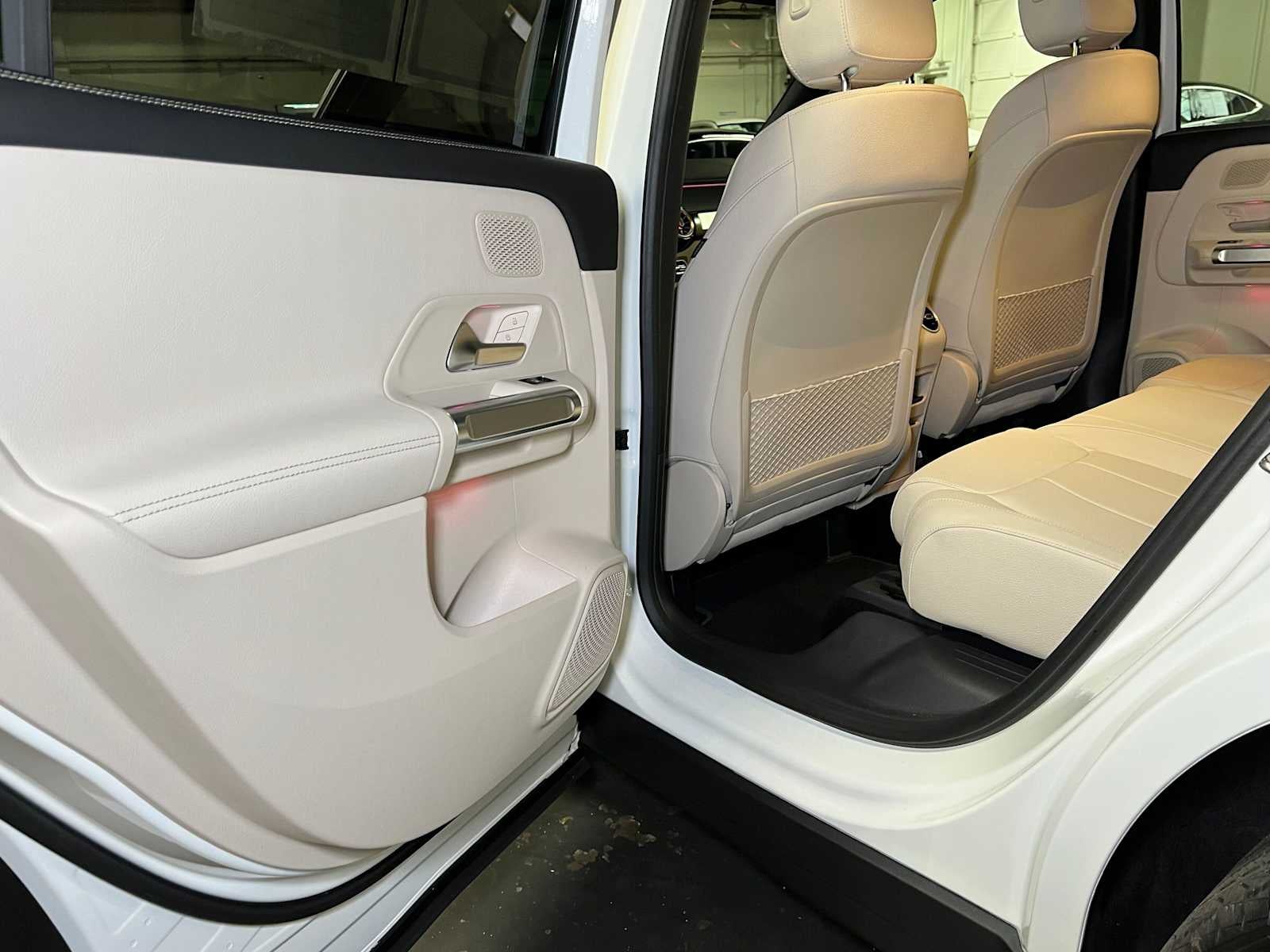 2026 Mercedes-Benz GLB 250 4MATIC® SUV