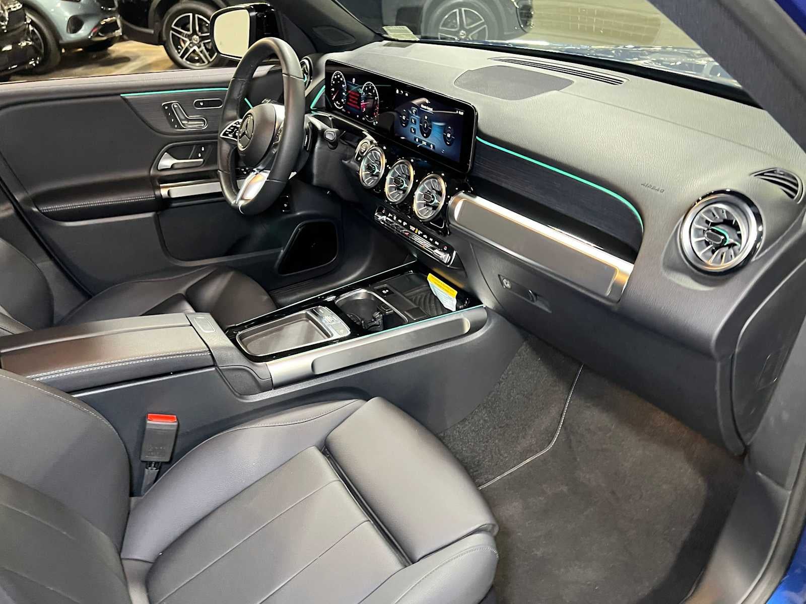 2026 Mercedes-Benz GLB 250 4MATIC® SUV