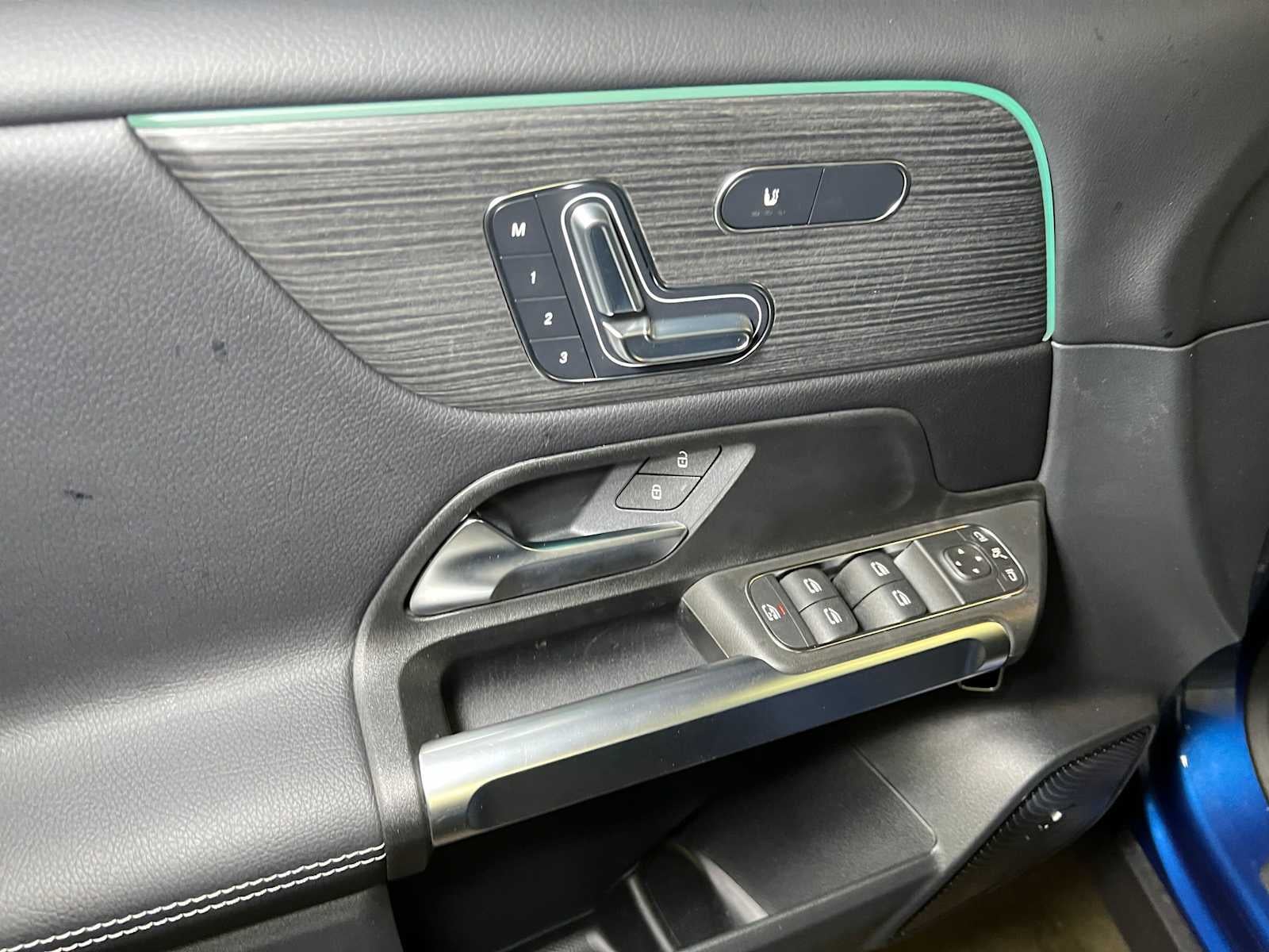 2026 Mercedes-Benz GLB 250 4MATIC® SUV