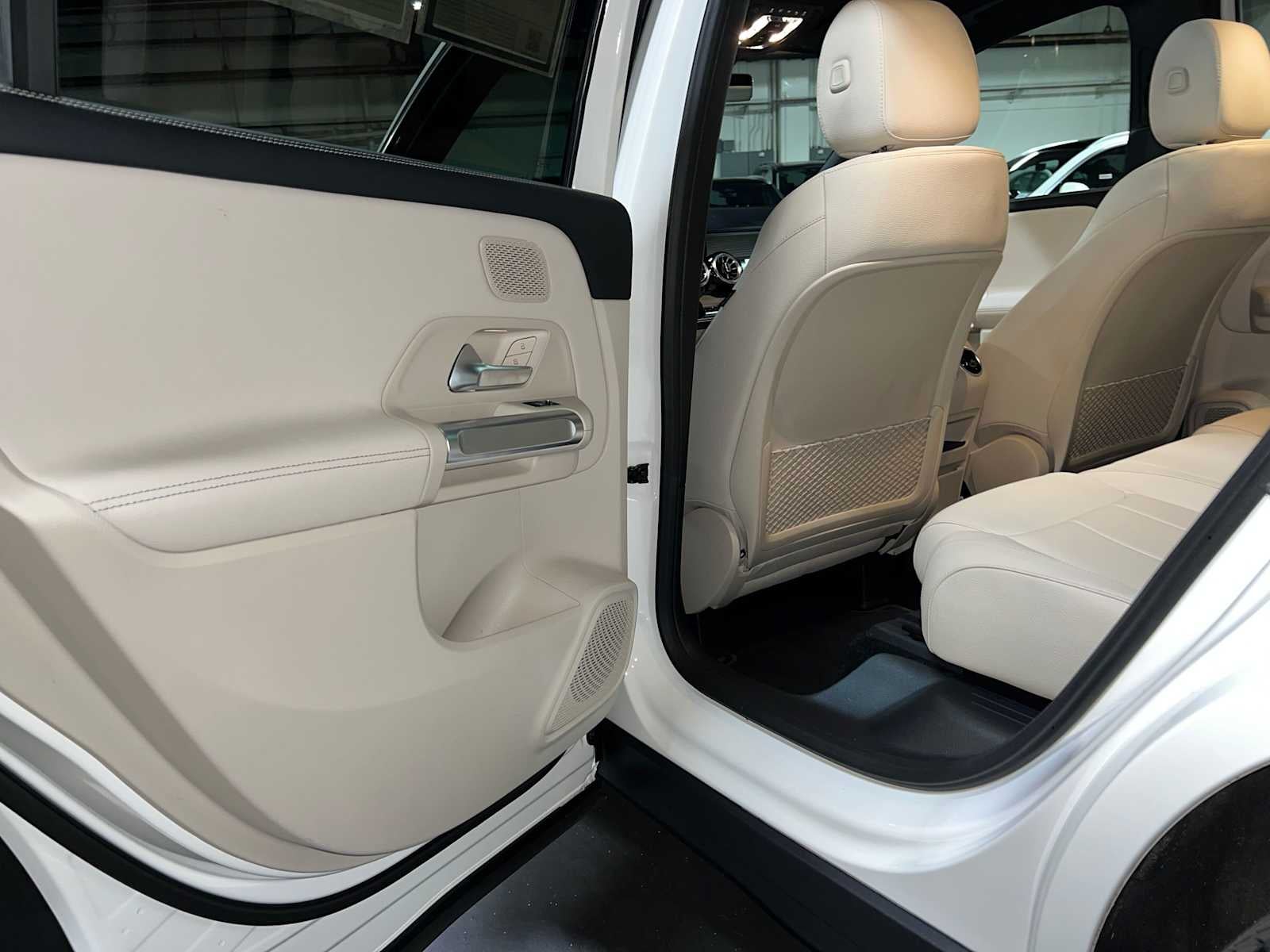 2026 Mercedes-Benz GLB 250 4MATIC® SUV