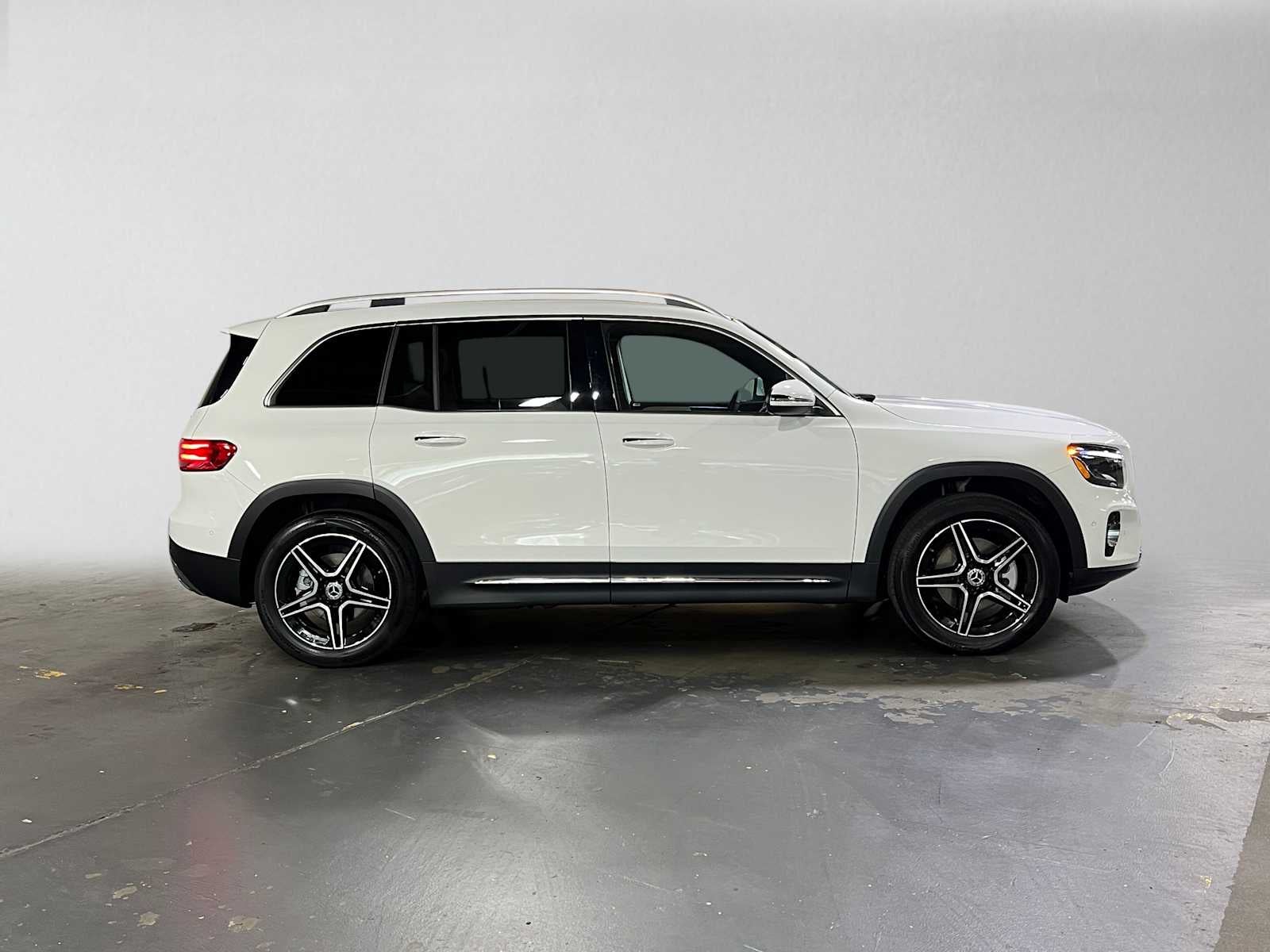 2026 Mercedes-Benz GLB 250 4MATIC® SUV