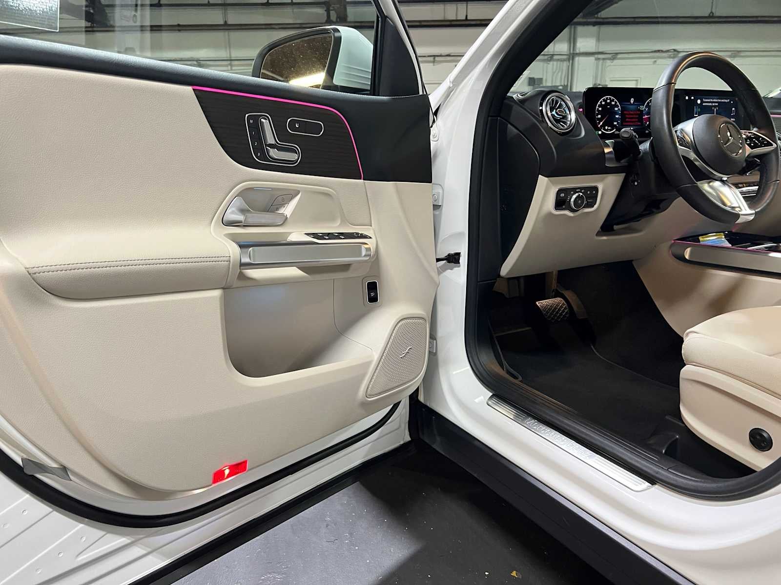 2026 Mercedes-Benz GLB 250 4MATIC® SUV