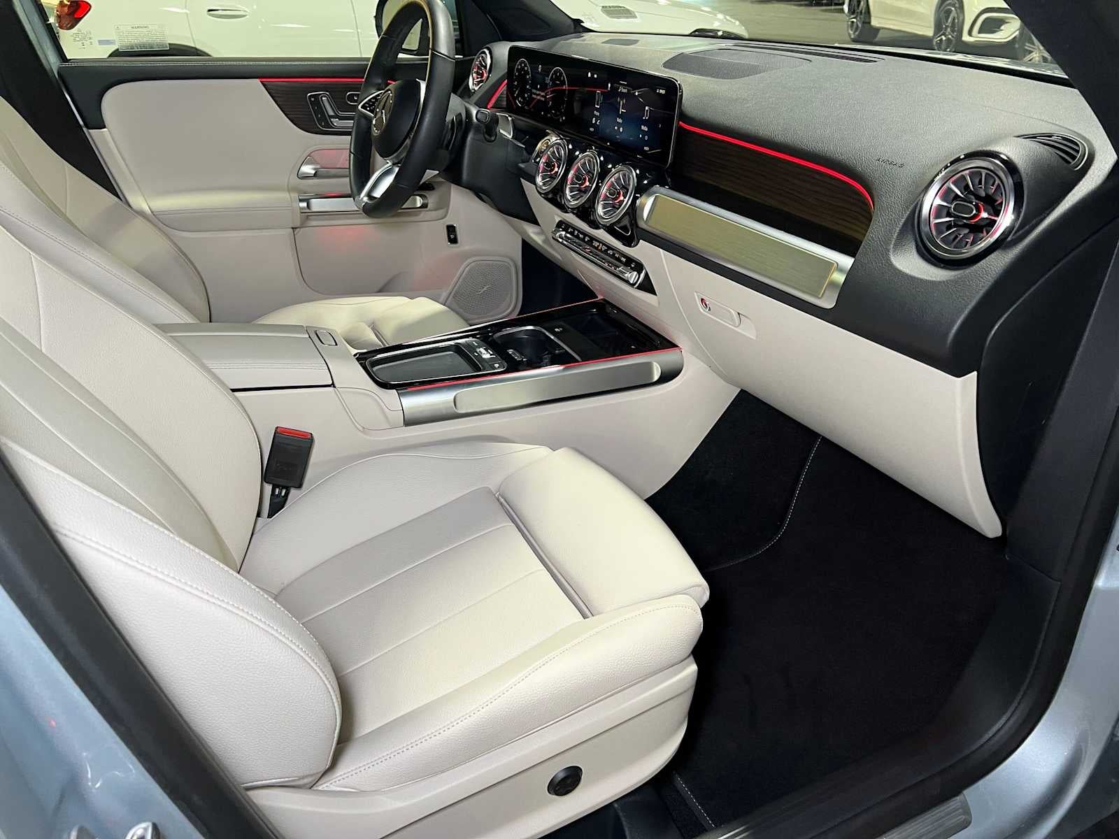 2026 Mercedes-Benz GLB 250 4MATIC® SUV