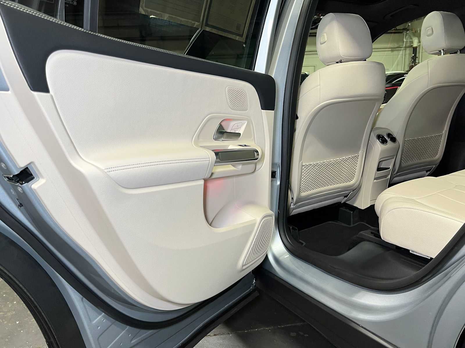 2026 Mercedes-Benz GLB 250 4MATIC® SUV