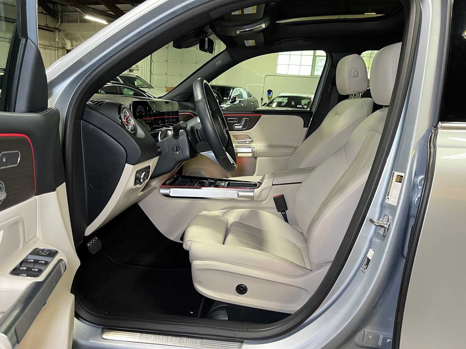 2026 Mercedes-Benz GLB 250 4MATIC® SUV