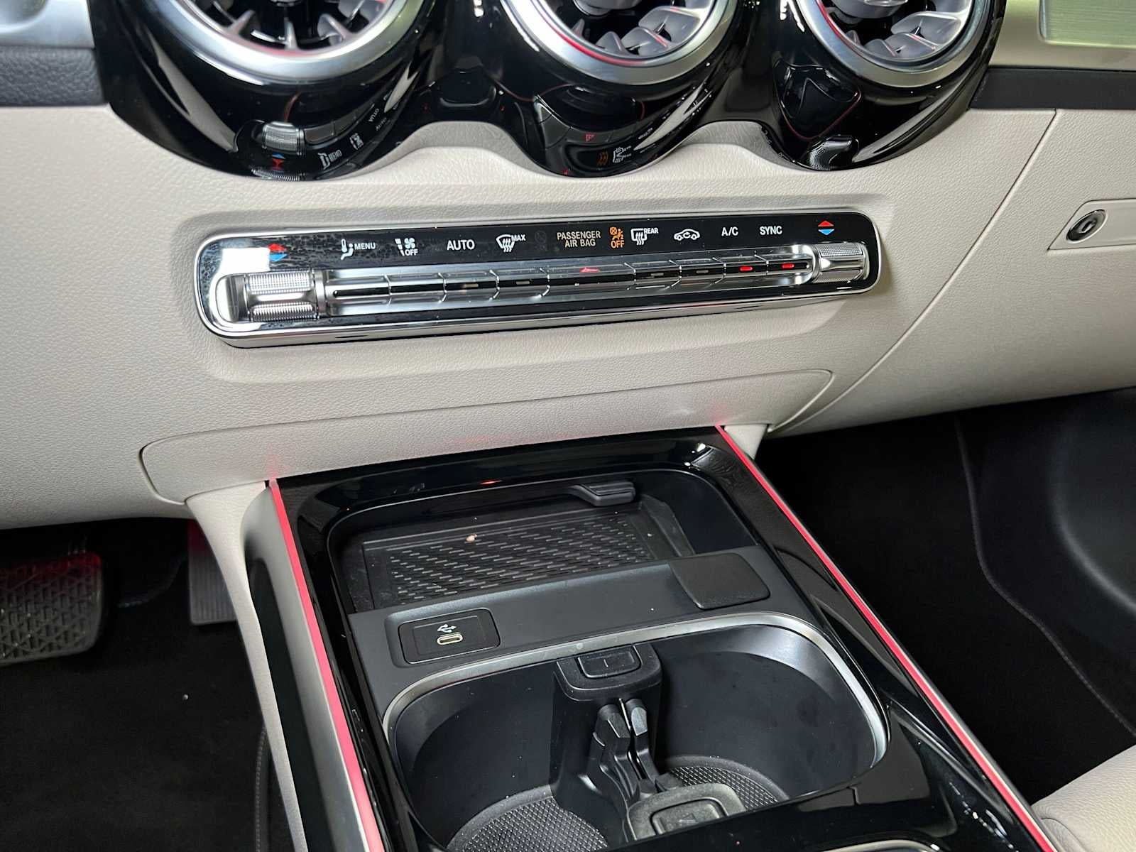 2026 Mercedes-Benz GLB 250 4MATIC® SUV