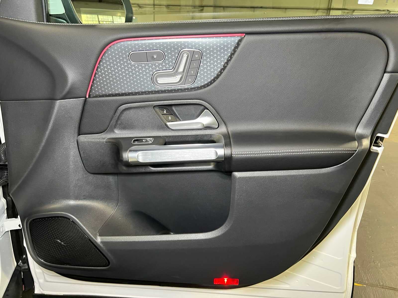2026 Mercedes-Benz GLB 250 4MATIC® SUV