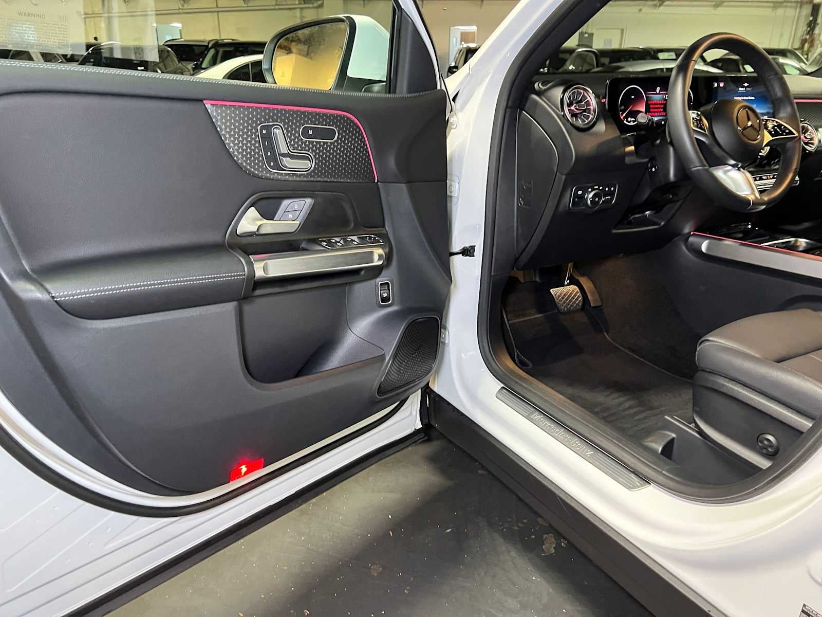 2026 Mercedes-Benz GLB 250 4MATIC® SUV