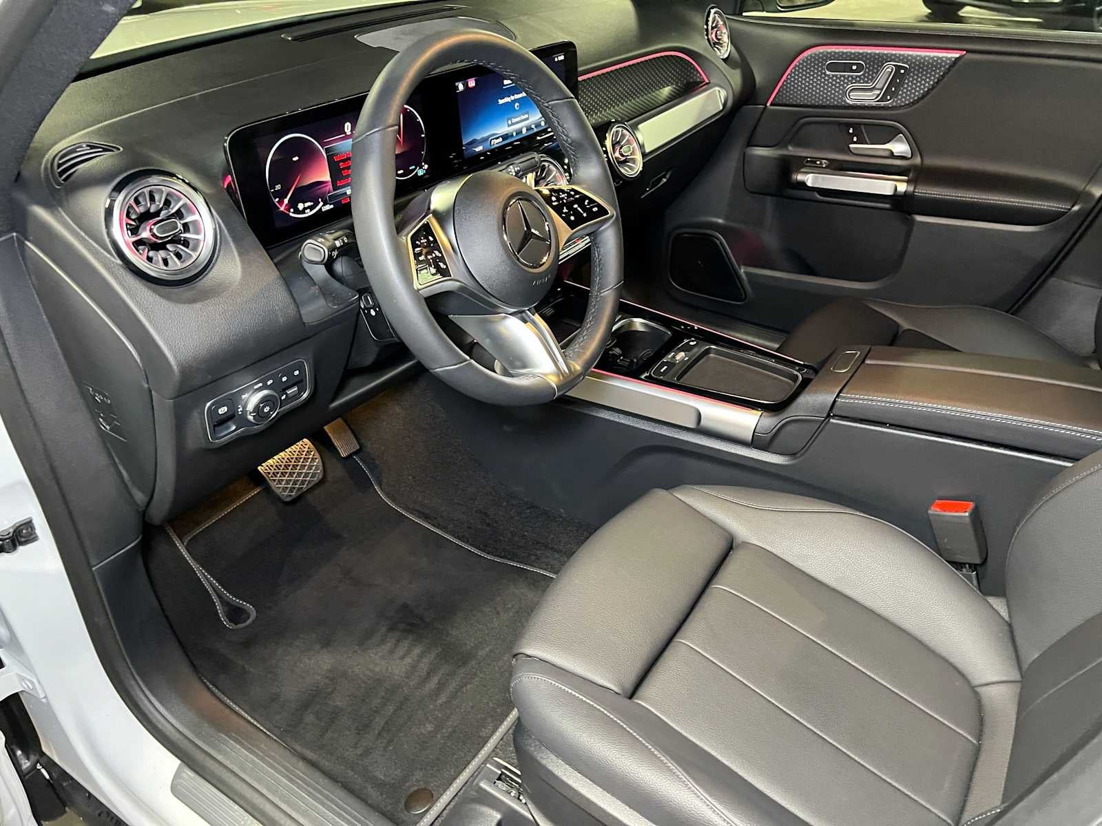 2026 Mercedes-Benz GLB 250 4MATIC® SUV