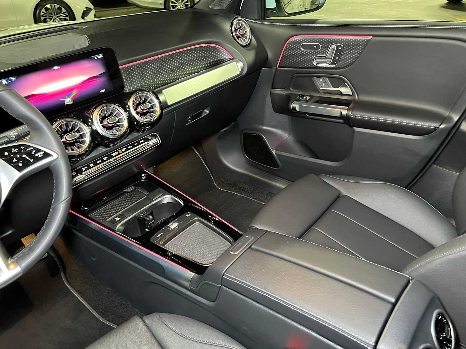 2026 Mercedes-Benz GLB 250 4MATIC® SUV