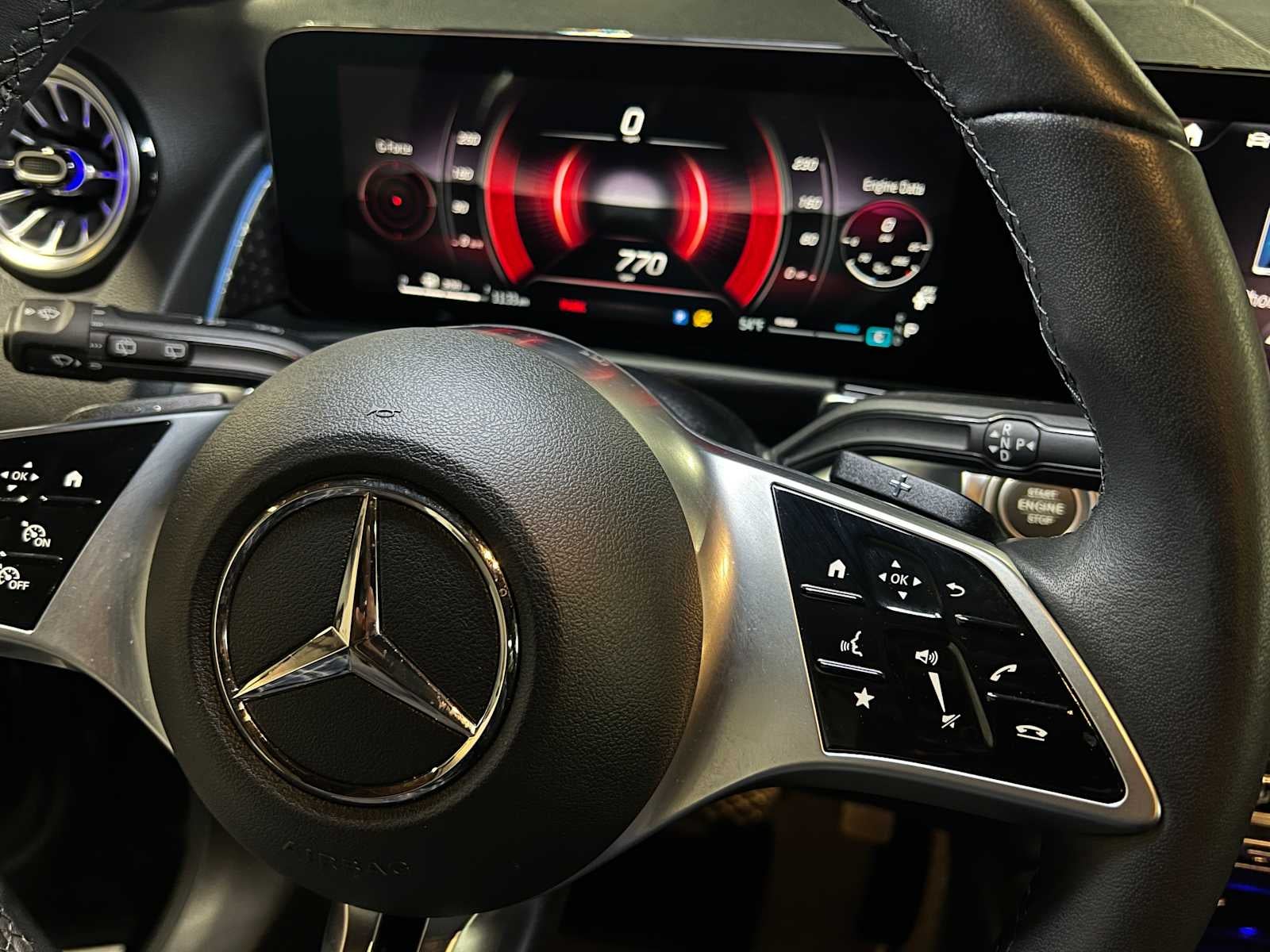 2025 Mercedes-Benz GLB 250 GLB 250