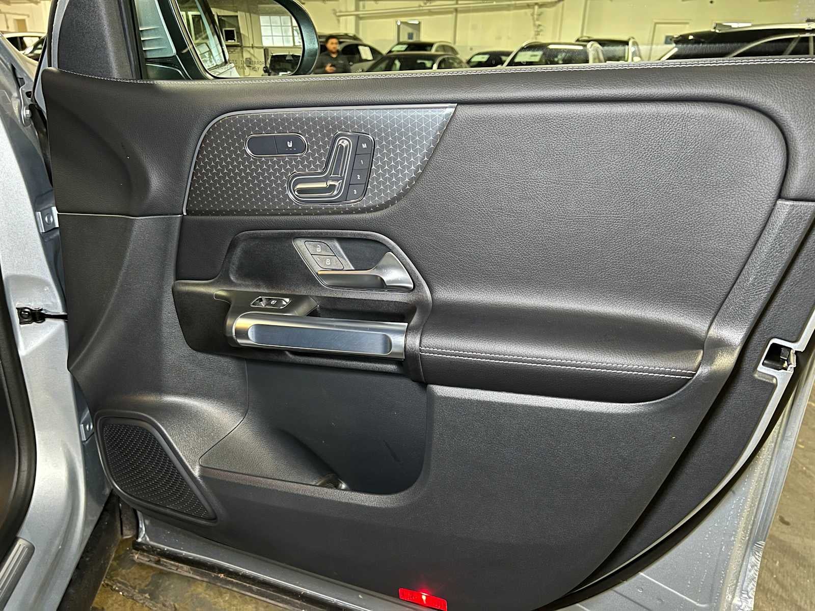 2025 Mercedes-Benz GLB 250 GLB 250