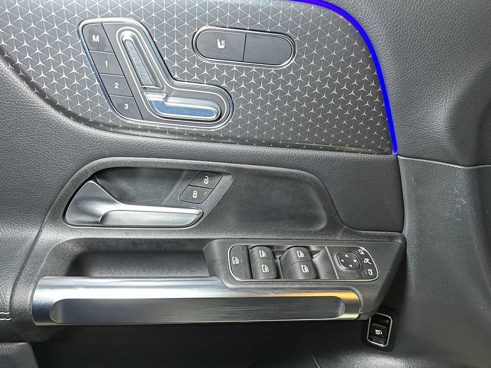 2025 Mercedes-Benz GLB 250 GLB 250