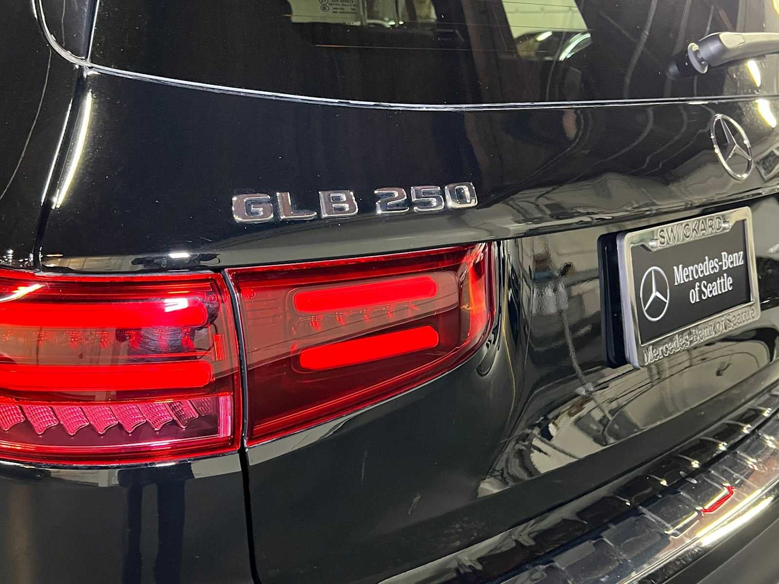 2026 Mercedes-Benz GLB 250 4MATIC® SUV