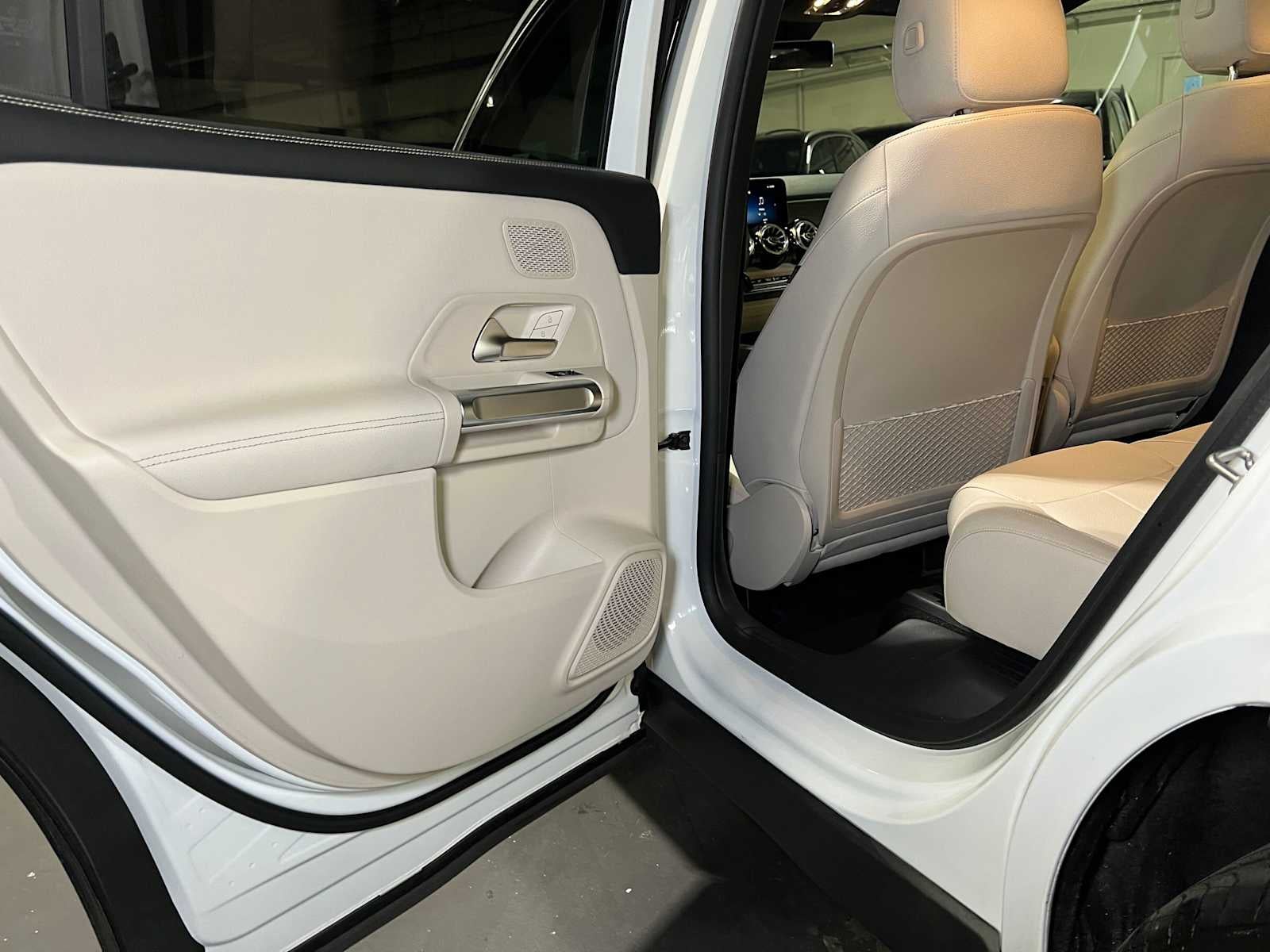 2026 Mercedes-Benz GLB 250 4MATIC® SUV