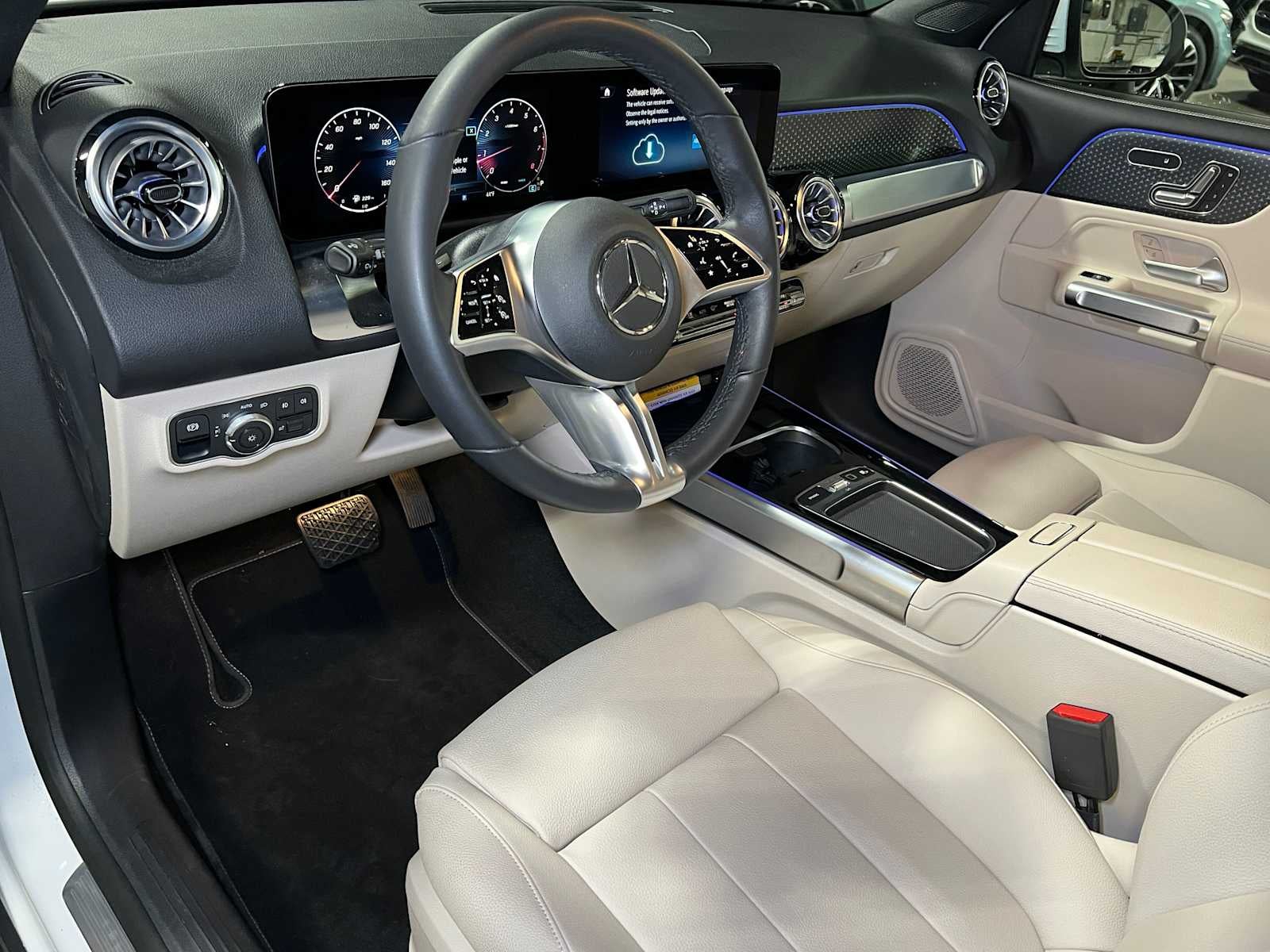 2025 Mercedes-Benz GLB 250 GLB 250