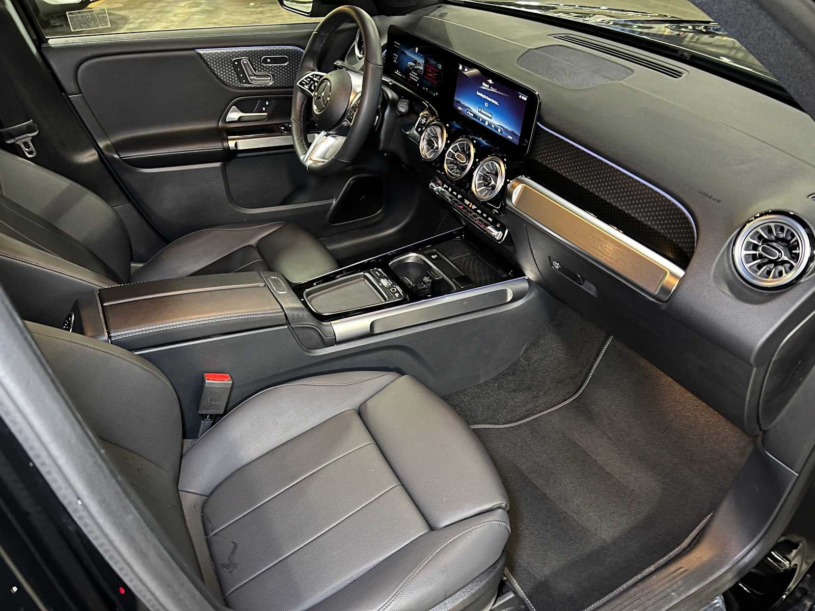 2025 Mercedes-Benz GLB GLB 250