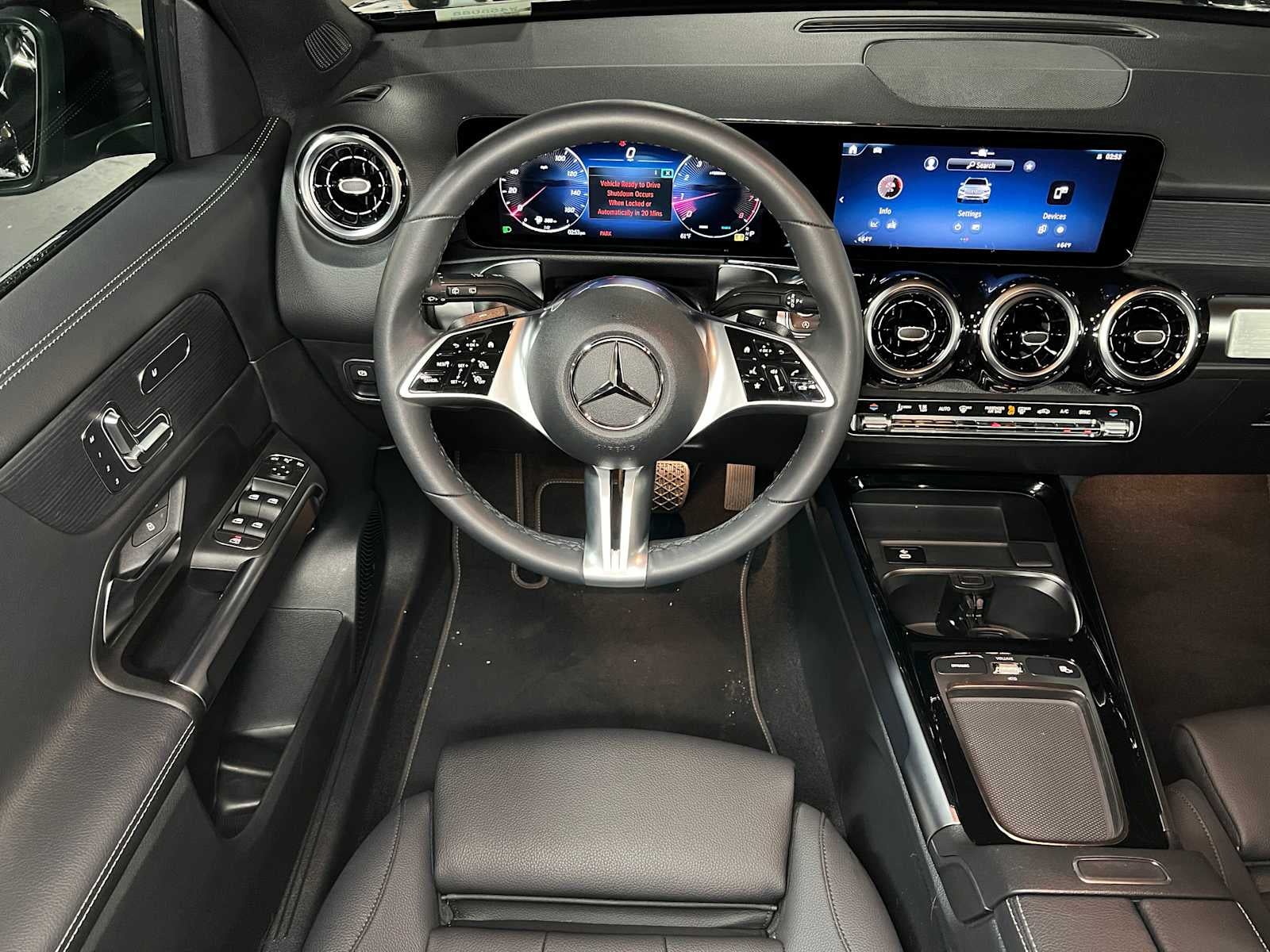 2026 Mercedes-Benz GLB 250 4MATIC® SUV
