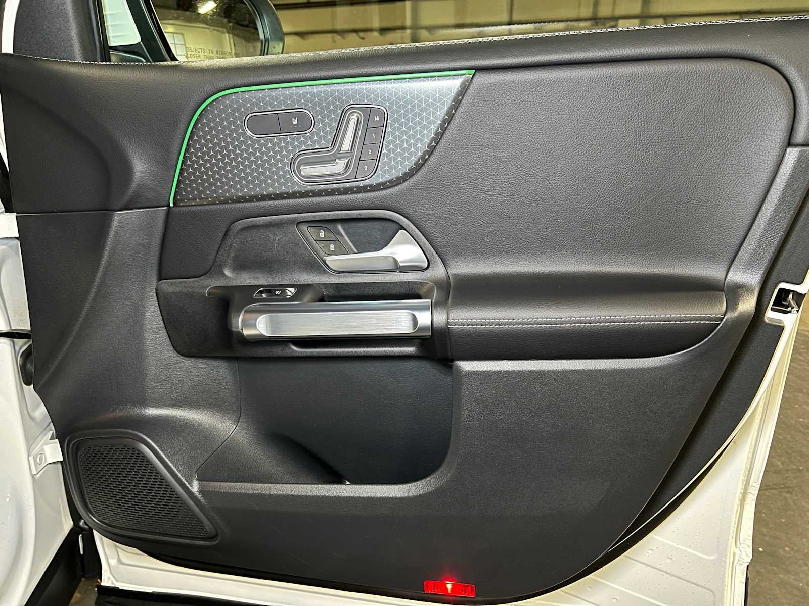 2025 Mercedes-Benz GLB 250 GLB 250