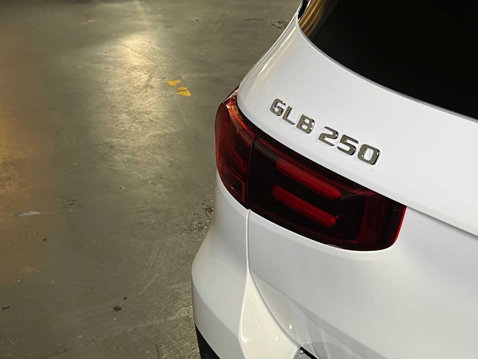 2025 Mercedes-Benz GLB 250 GLB 250