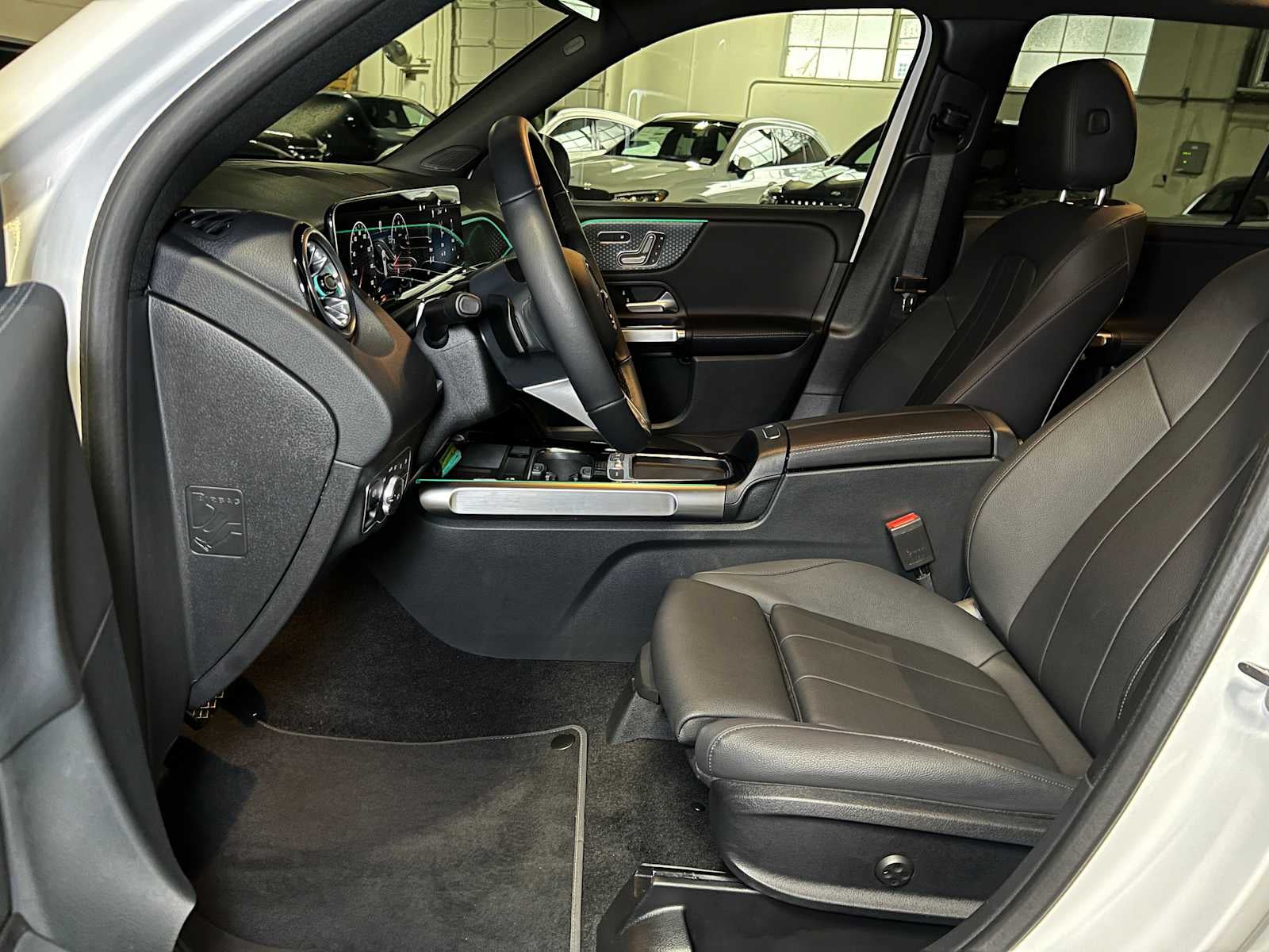 2025 Mercedes-Benz GLB 250 GLB 250