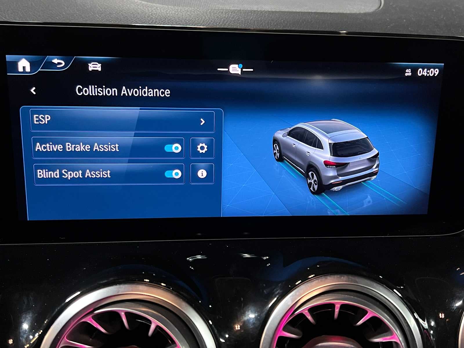 2026 Mercedes-Benz GLA 250 4MATIC® SUV