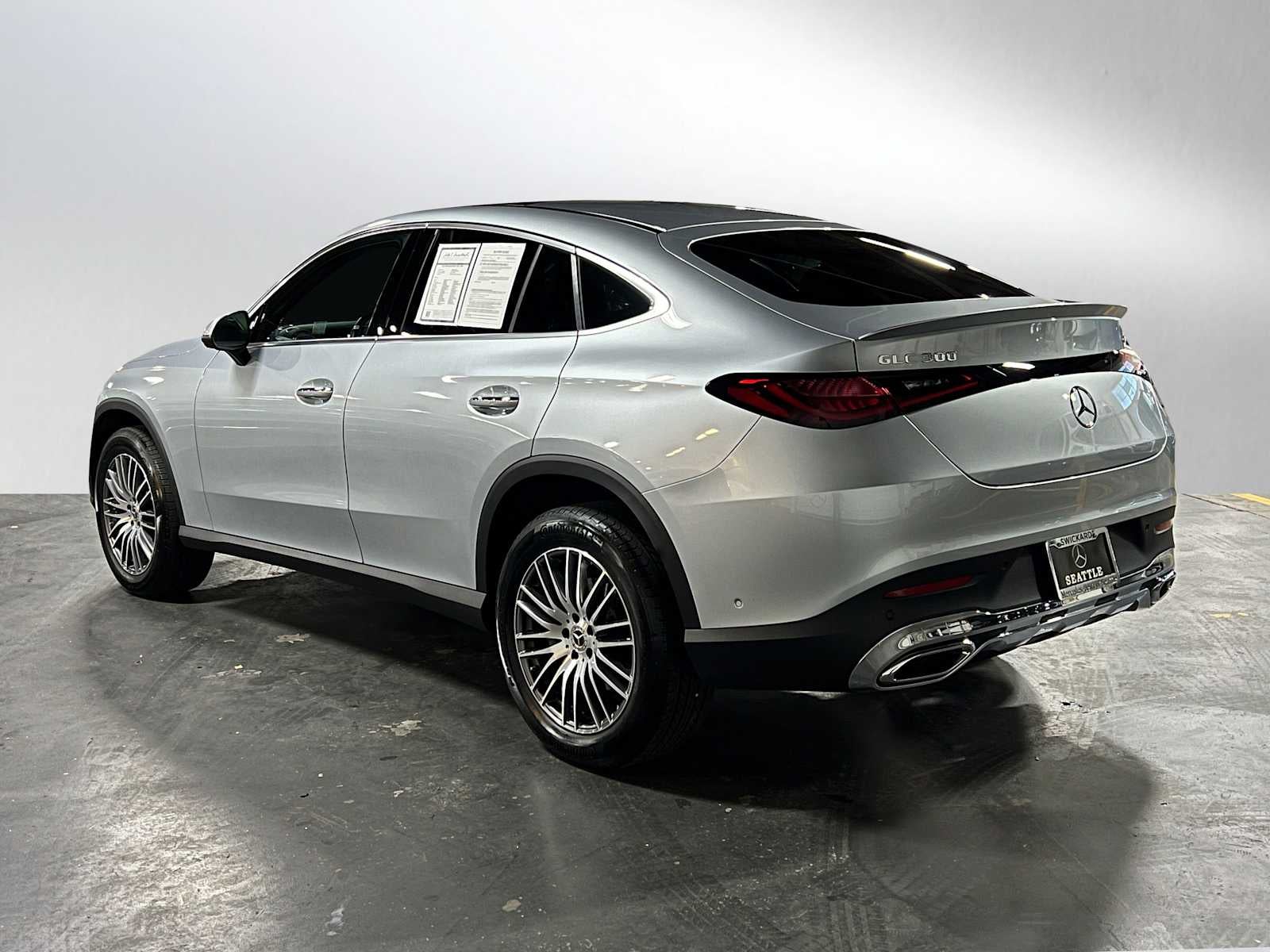 2025 Mercedes-Benz GLC GLC 300