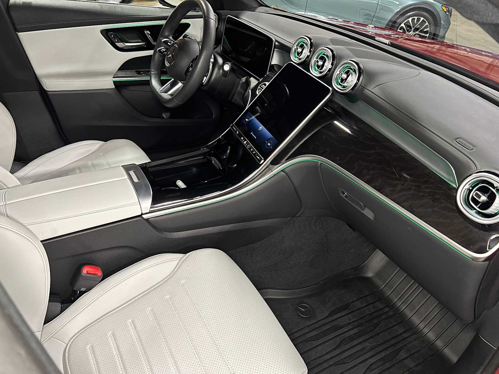 2025 Mercedes-Benz GLC 300 GLC 300