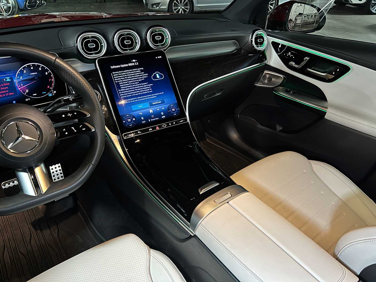 2025 Mercedes-Benz GLC 300 GLC 300